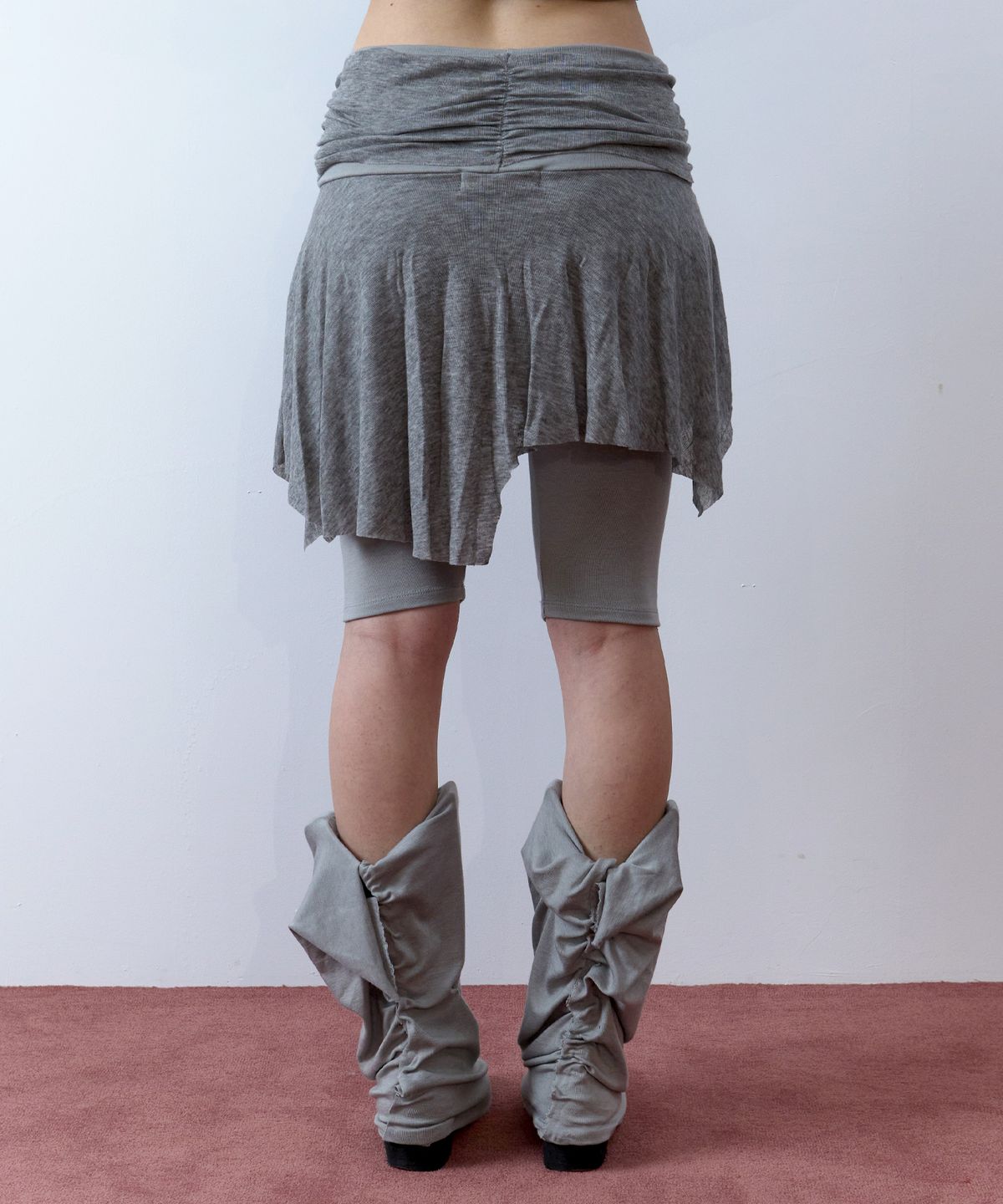 뉴제(NEWGE) Shirrband Skirt Pants (GRAY)