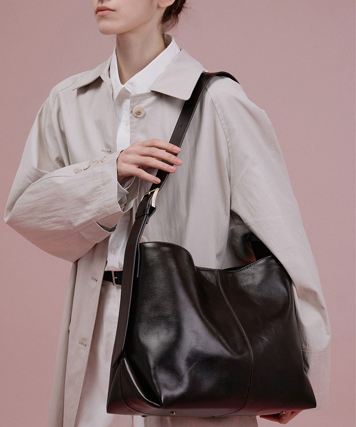 폴뉴아(FOLNUA) MONTAGNE BAG (2COLOR)