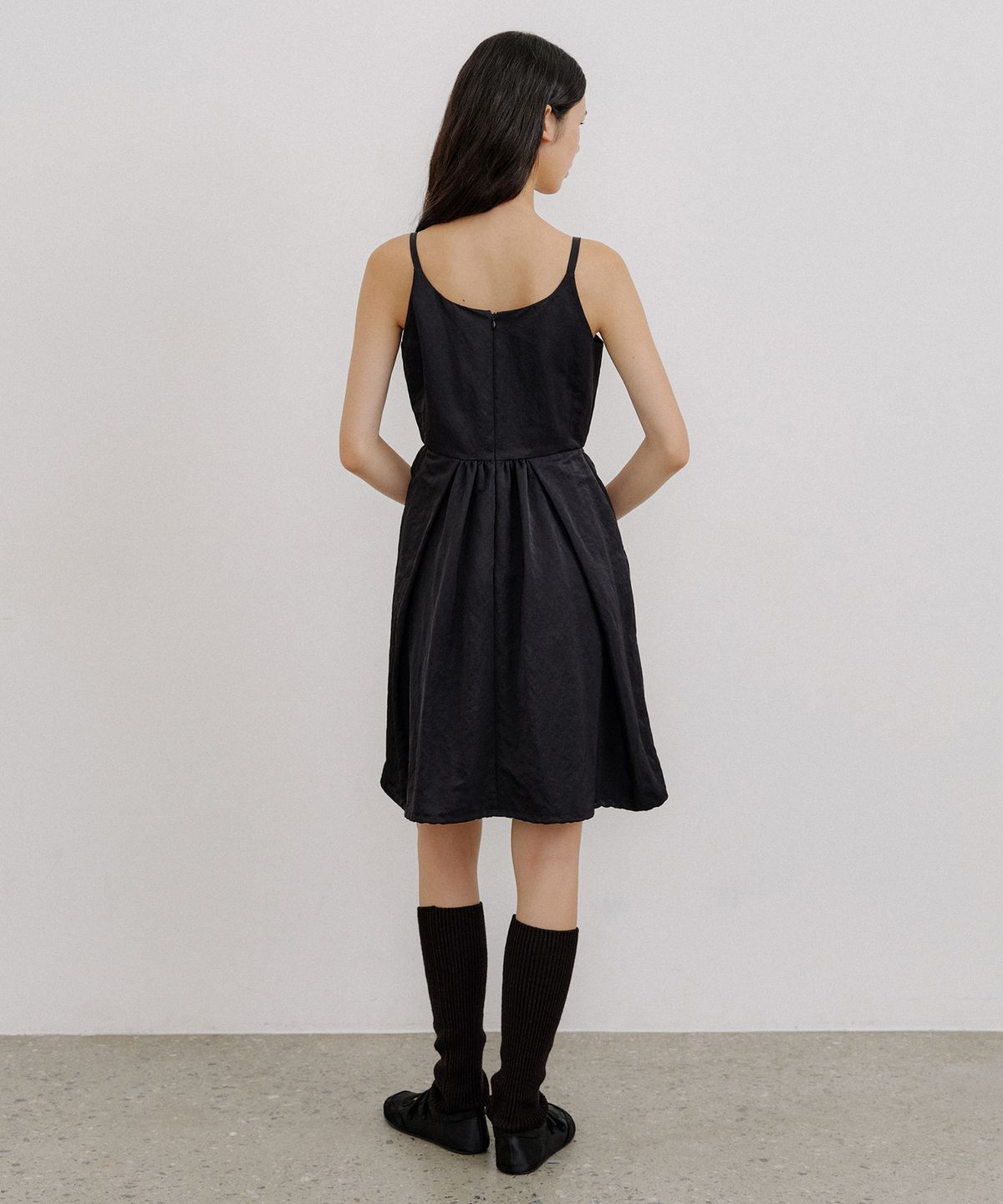 오떼뜨(OCTETTE) TAFTA SHIRRING OPS_BLACK