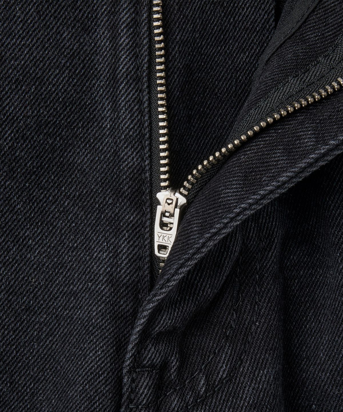 브랜디드(BRANDED) DOUBLE KNEE CARPENTER DENIM SHORTS [WASHED BLACK]