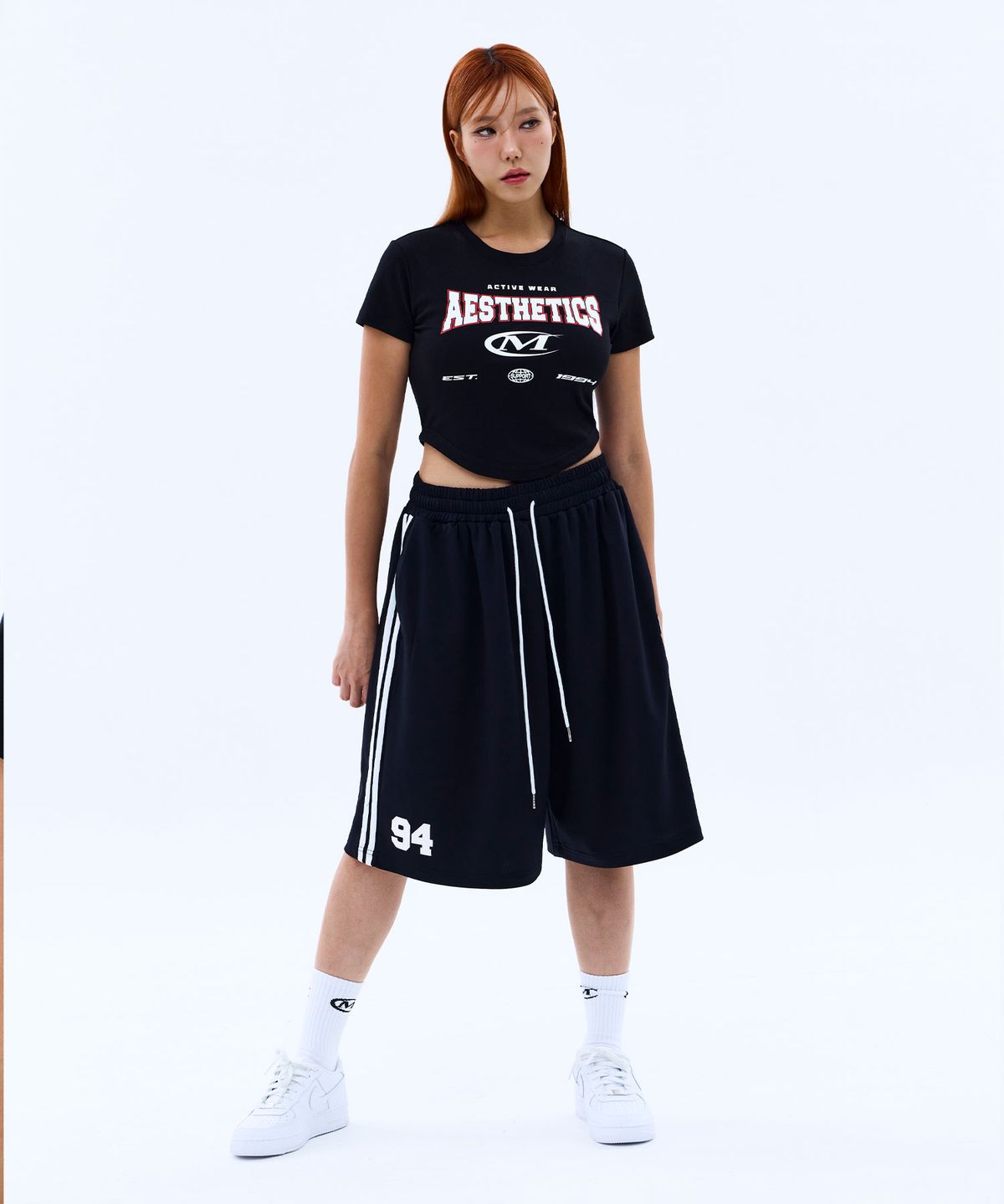 미학(MIHAK) 에스테틱 아치 로고 크롭 티셔츠 (BLACK)