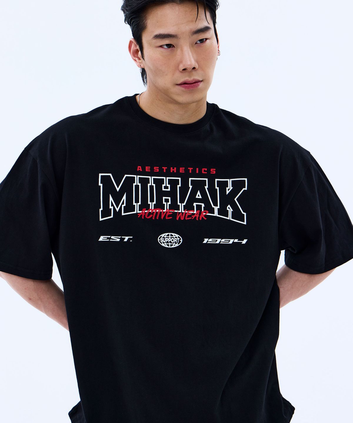 미학(MIHAK) 스트록 아치 로고 오버핏 티셔츠 (BLACK)
