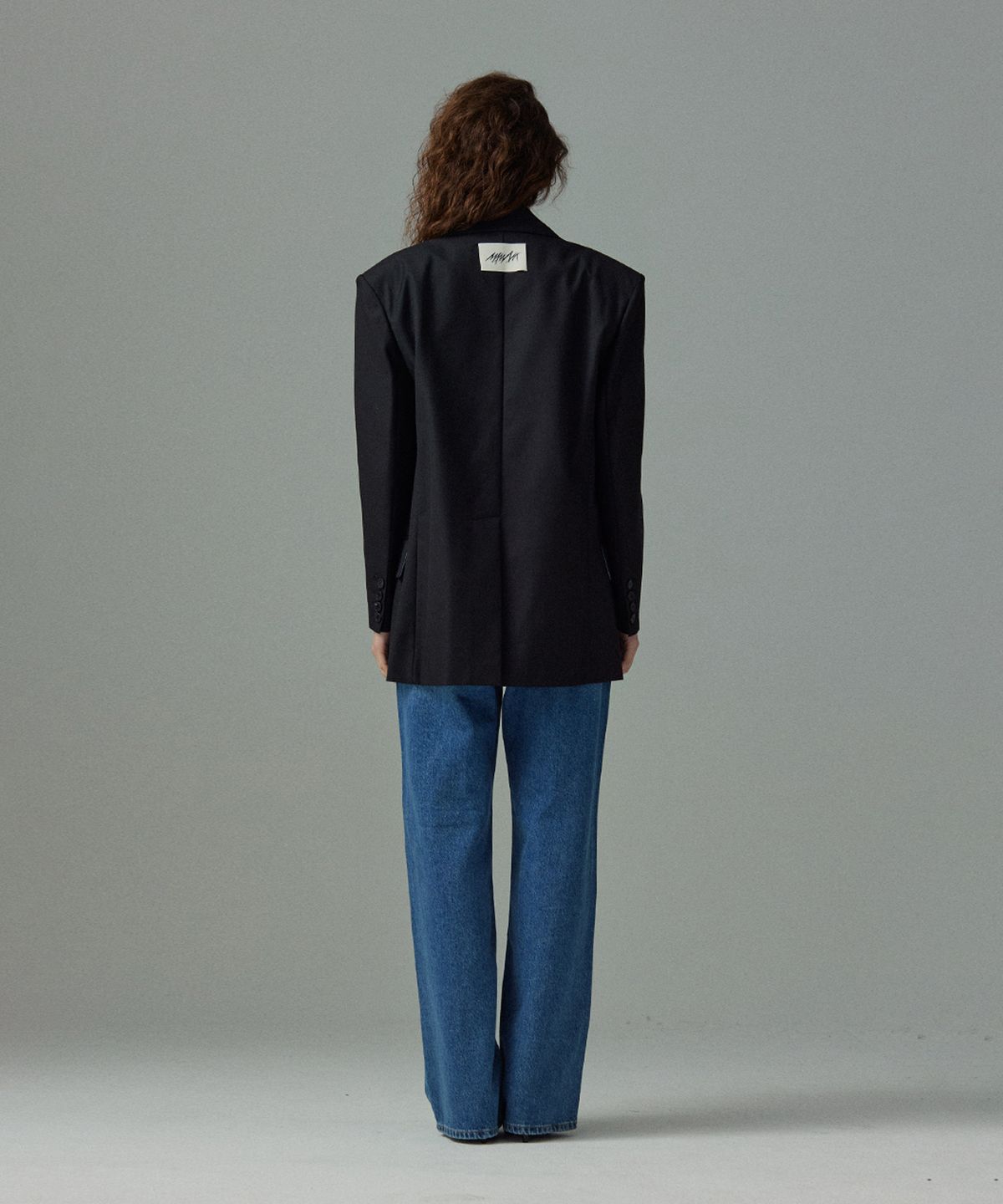 므아므(MMAM) [ESSENTIAL] Signature minimal jacket