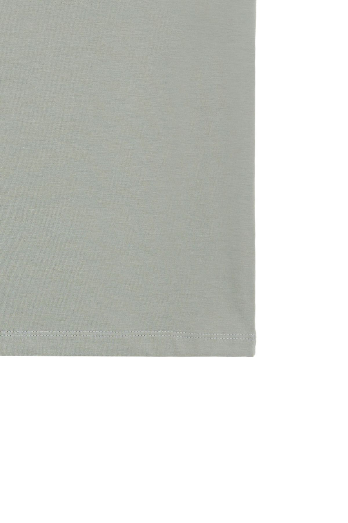 다이닛(DEINET) DEINET SPRAY LOGO T-SHIRTS IN KHAKI