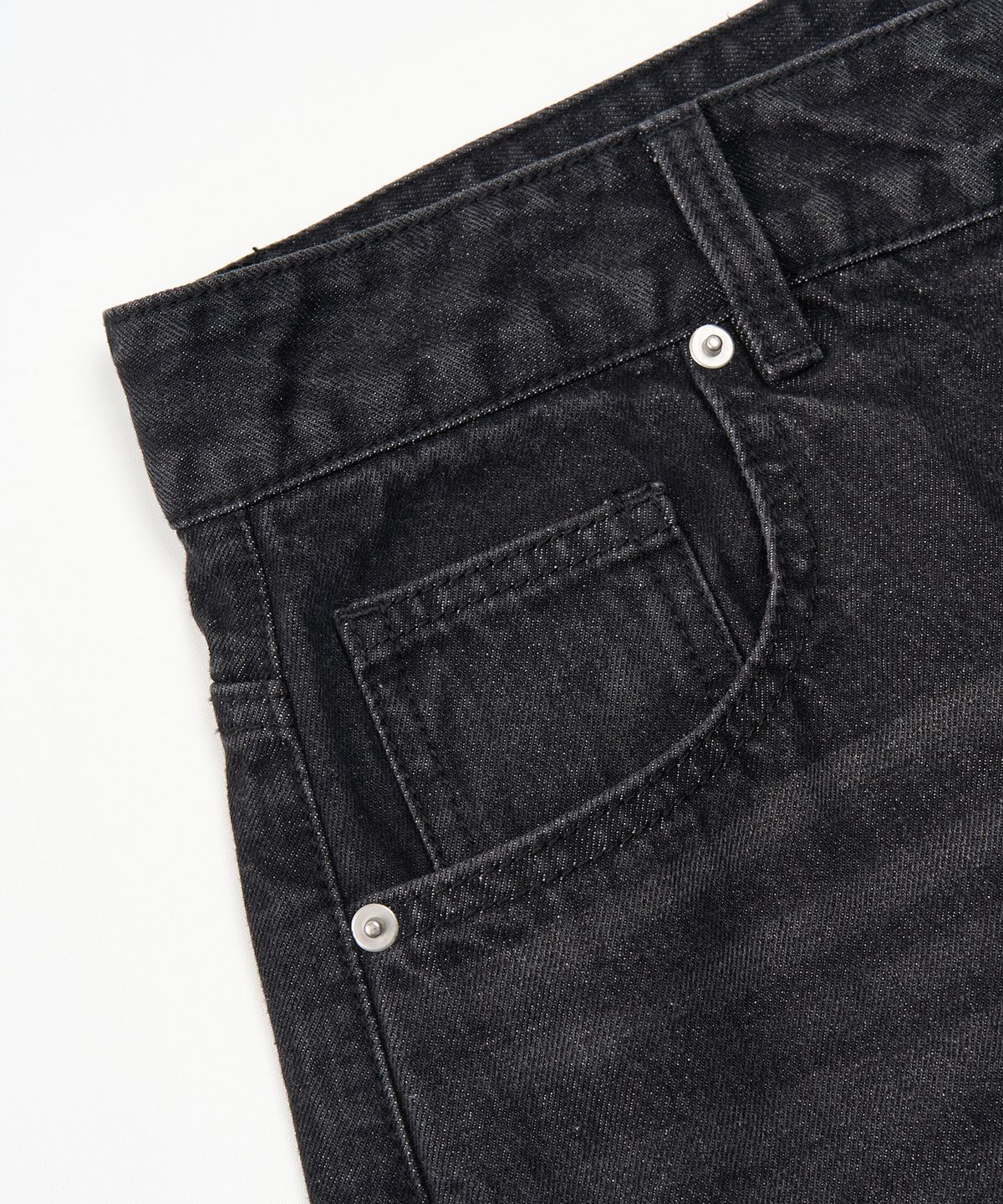 토피(TOFFEE) 커브드 와이드 데님 팬츠 (WASHED BLACK)