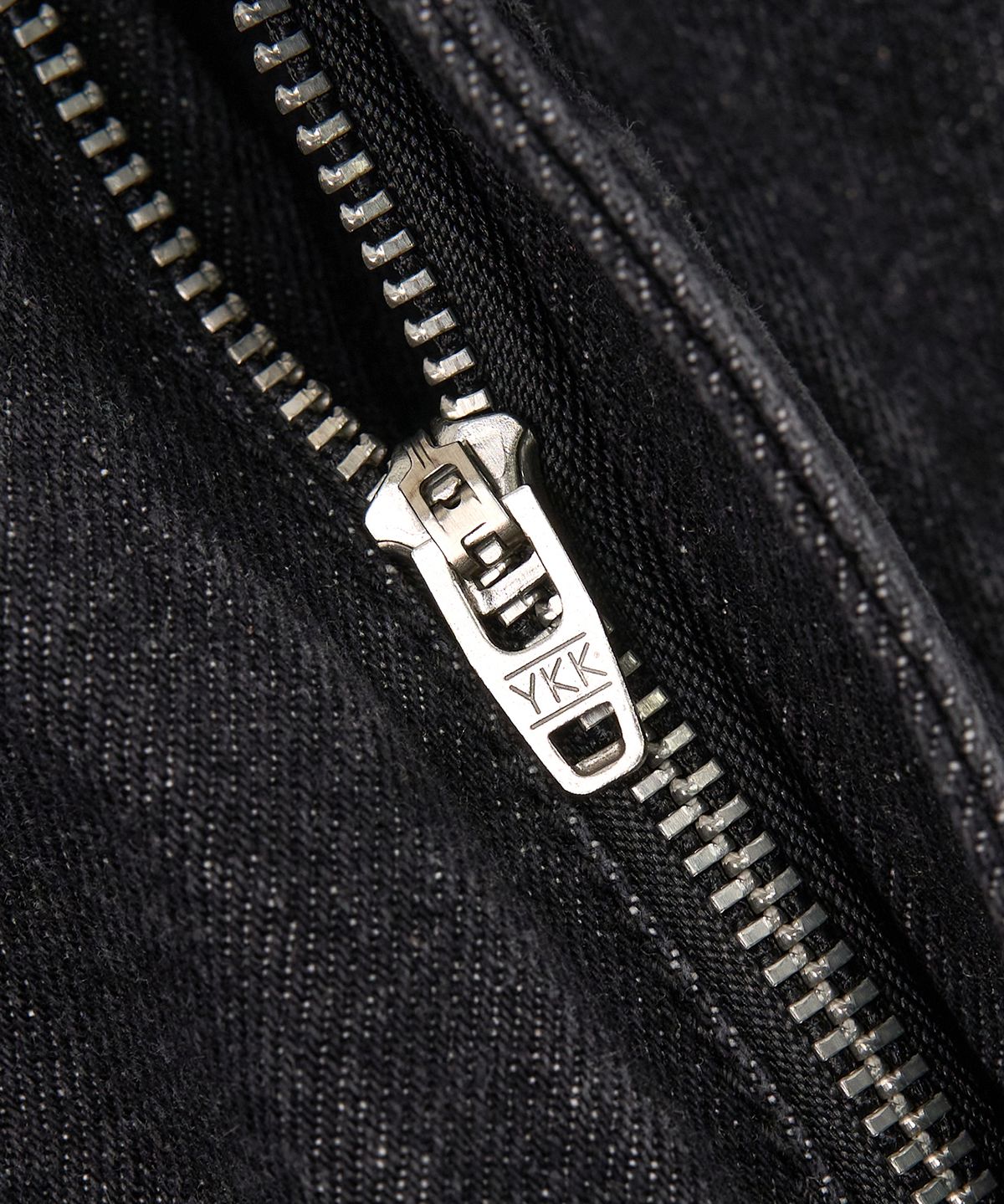 토피(TOFFEE) 커브드 와이드 데님 팬츠 (WASHED BLACK)