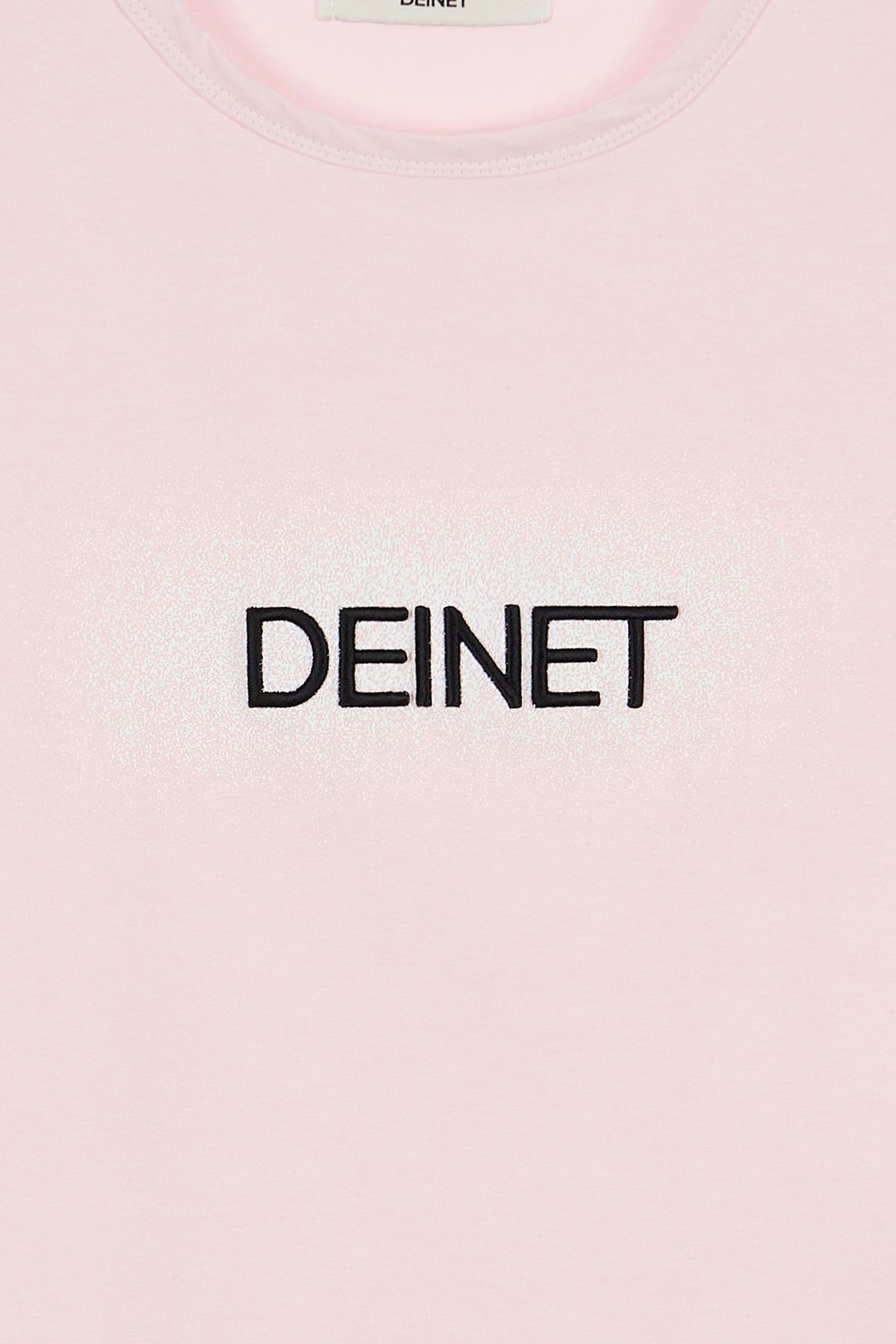 다이닛(DEINET) DEINET SPRAY LOGO T-SHIRTS IN CORAL PINK