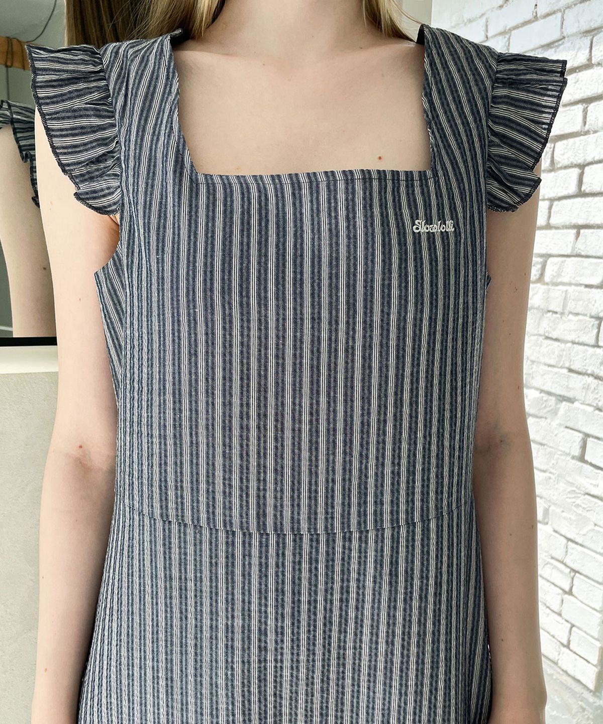 슬로우롤리(SLOWLOLLI) Stripe ruffle dress - Navy
