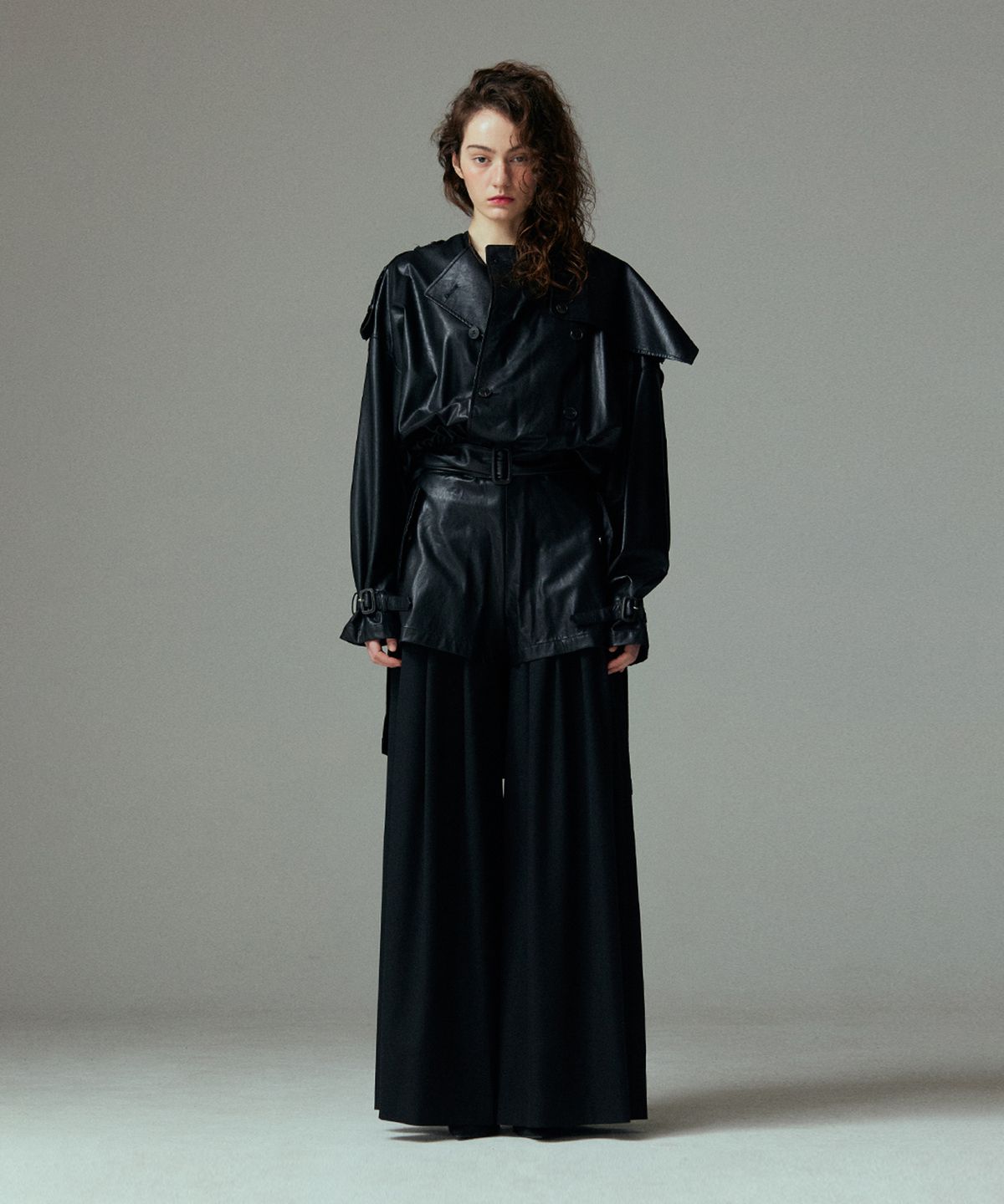 므아므(MMAM) Layered pin tuck slacks