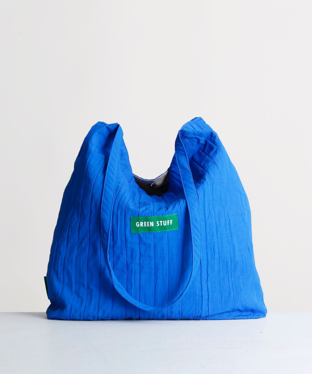 그린스터프(GREEN STUFF) 무심한듯 박시한 쇼퍼백 53 볼륨 라인 - blue