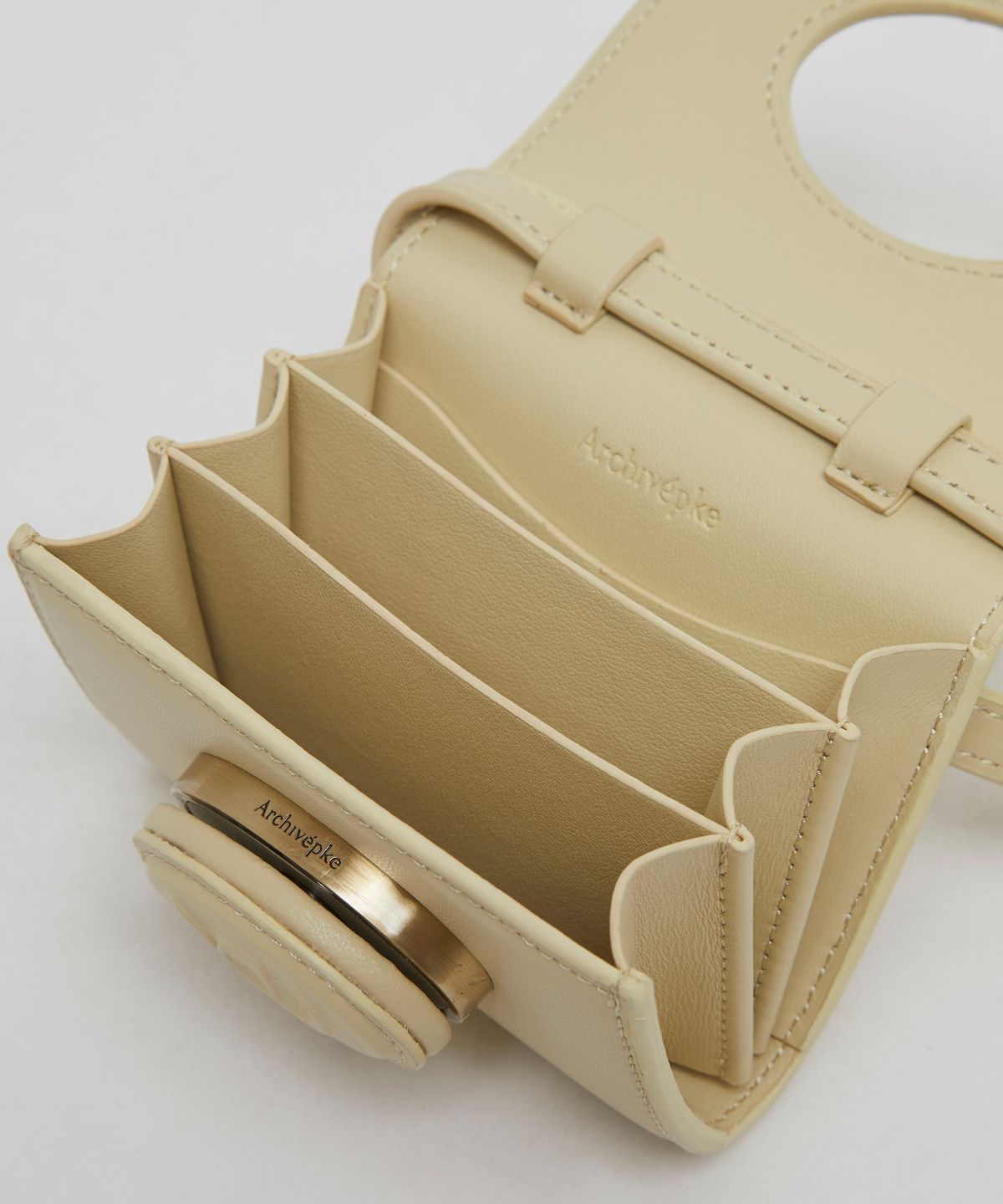 아카이브앱크(ARCHIVEPKE) Oval card bag(Butter)_OVBRX25001BTT