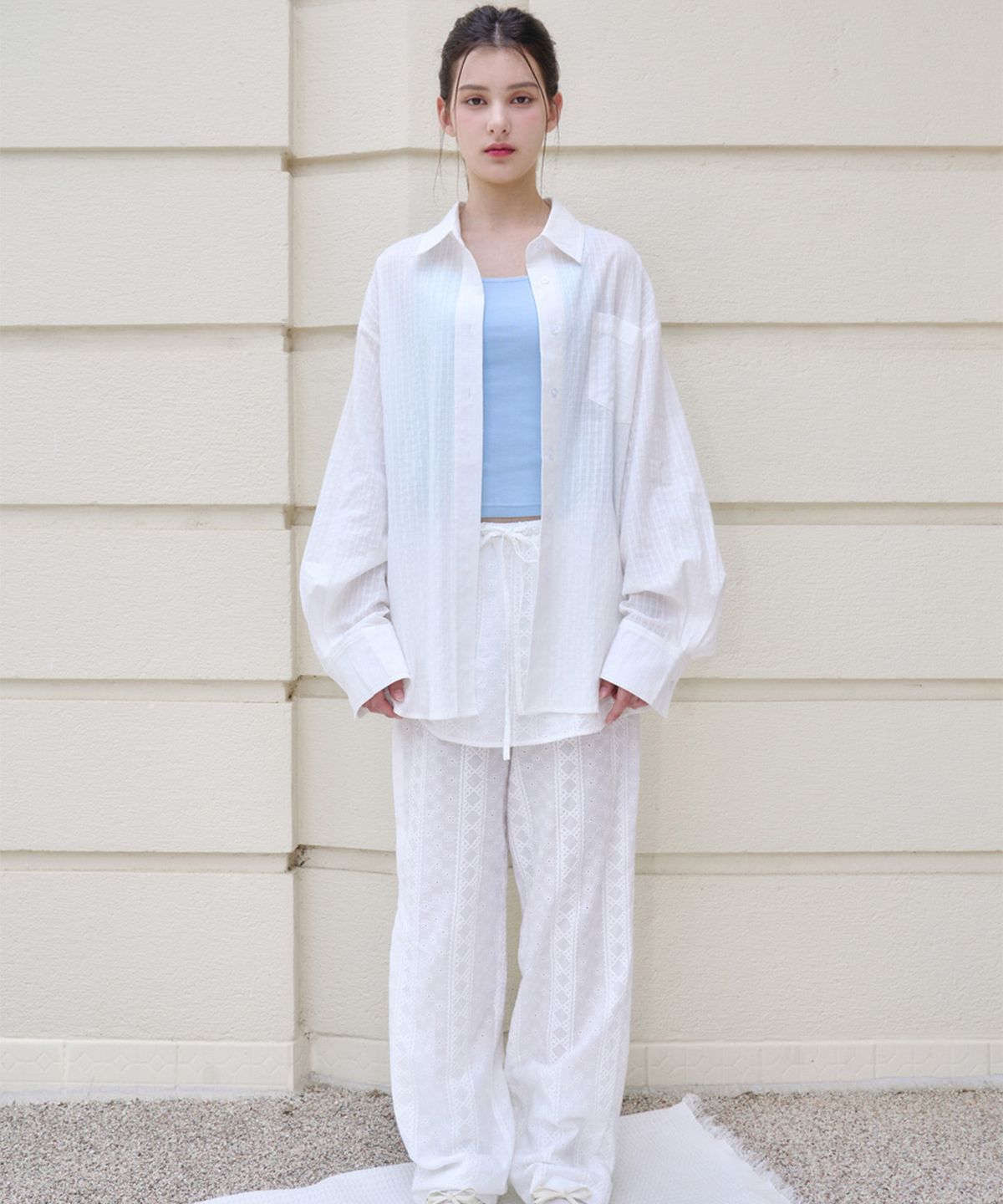 알키알카(ALKI ALKA) Loose-Fit Check Shirt (White)