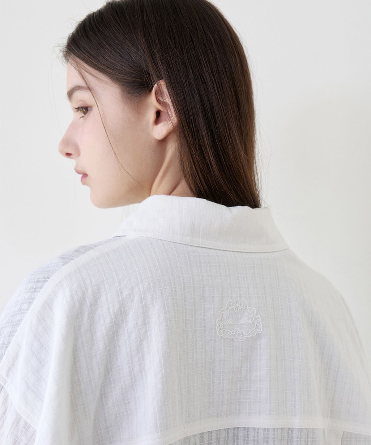 알키알카(ALKI ALKA) Loose-Fit Check Shirt (White)