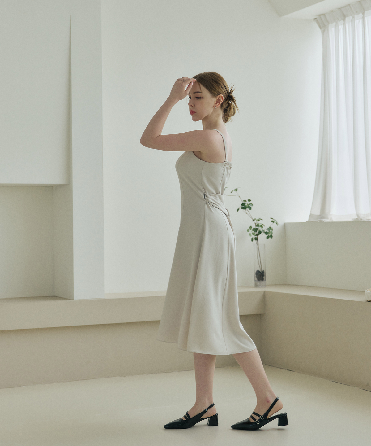 벨르마(BELLEMA) Flare Sleeveless dress