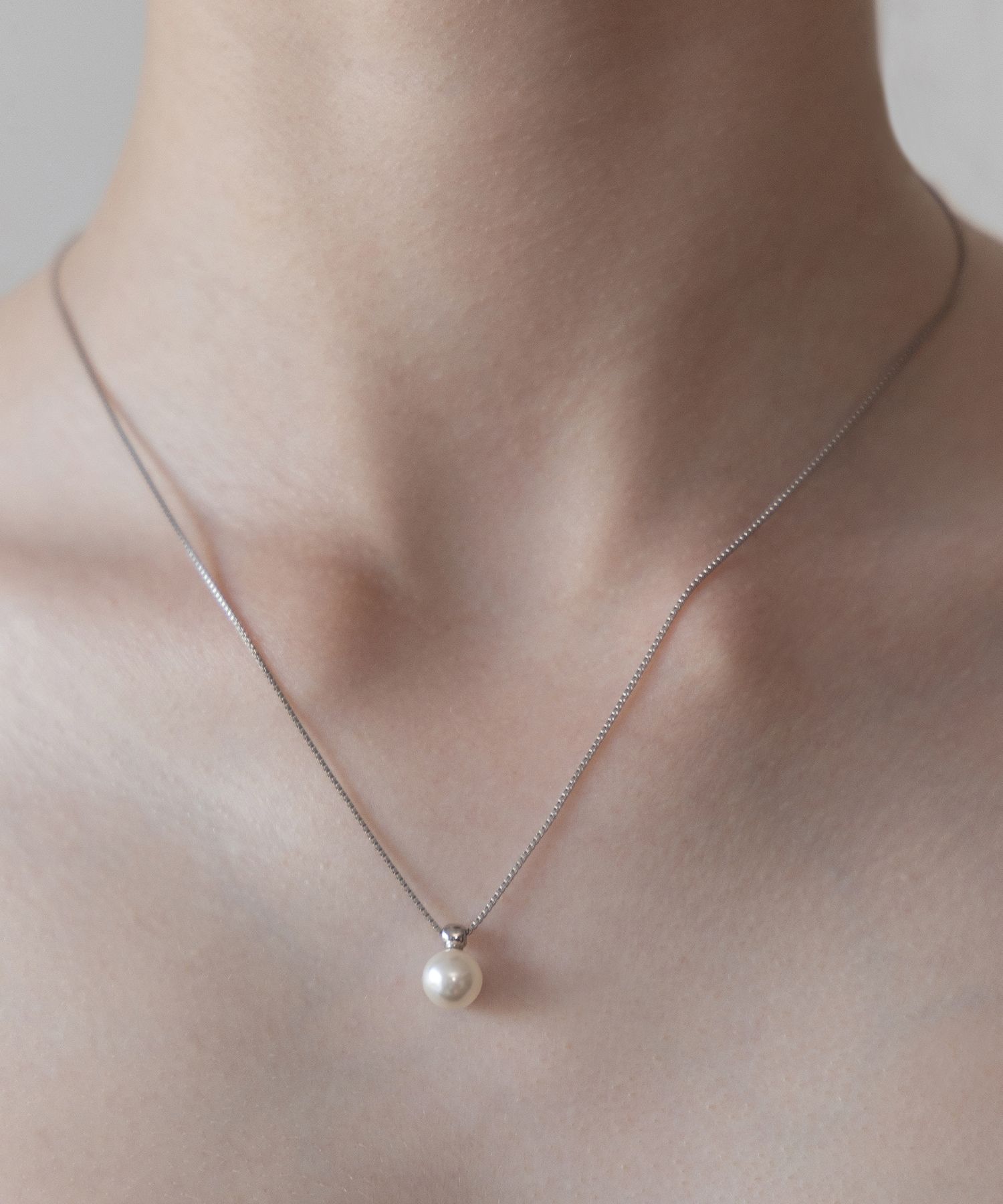 【TATIANA】(Silver925) 8mm Swarovski Pearl Necklace MUSINSA | TATIANA (Silver 925) 8mm Swarovski Pearl Necklace