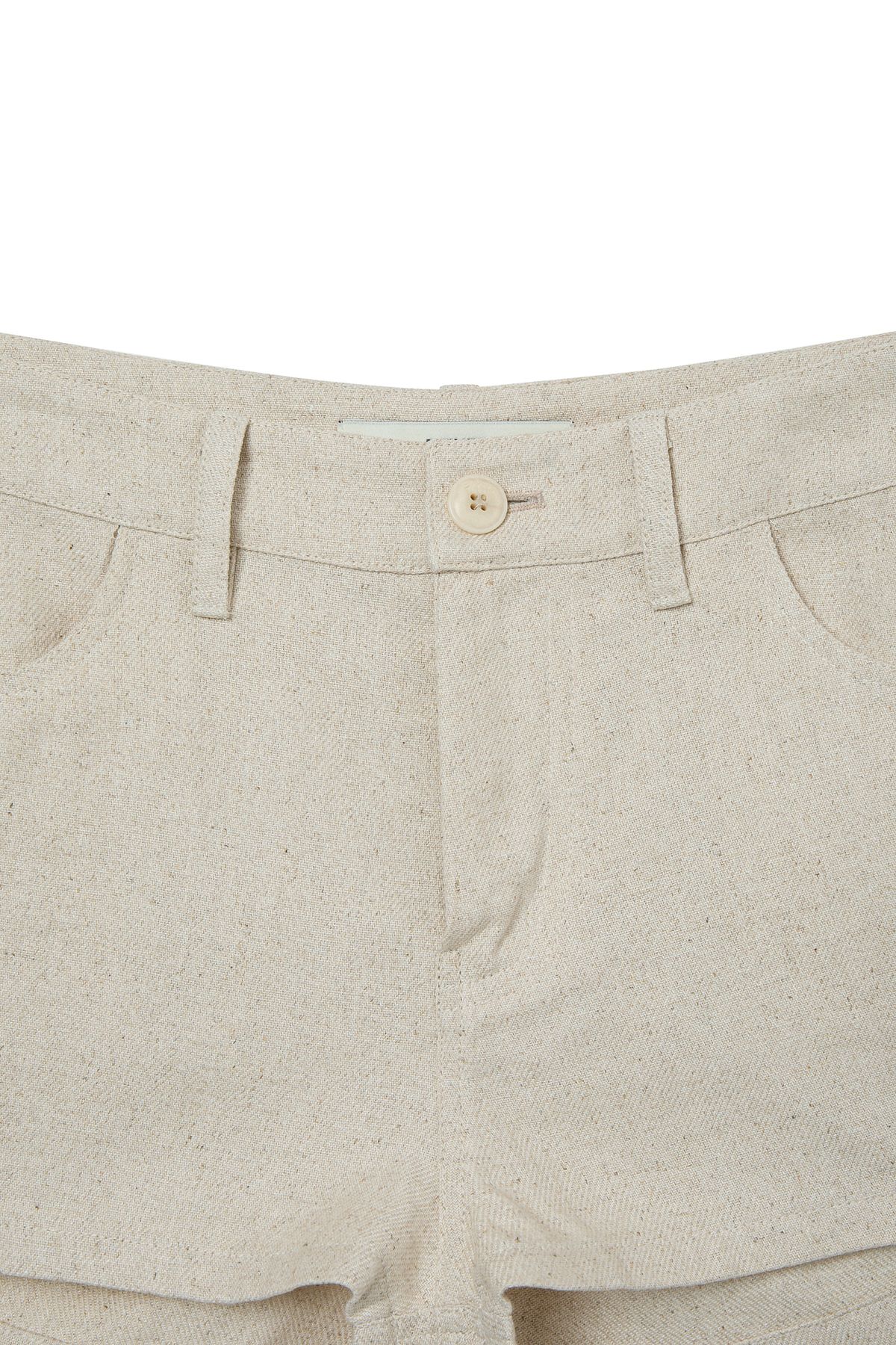 다이닛(DEINET) DEINET D LOGO LINEN SHORTS IN BEIGE