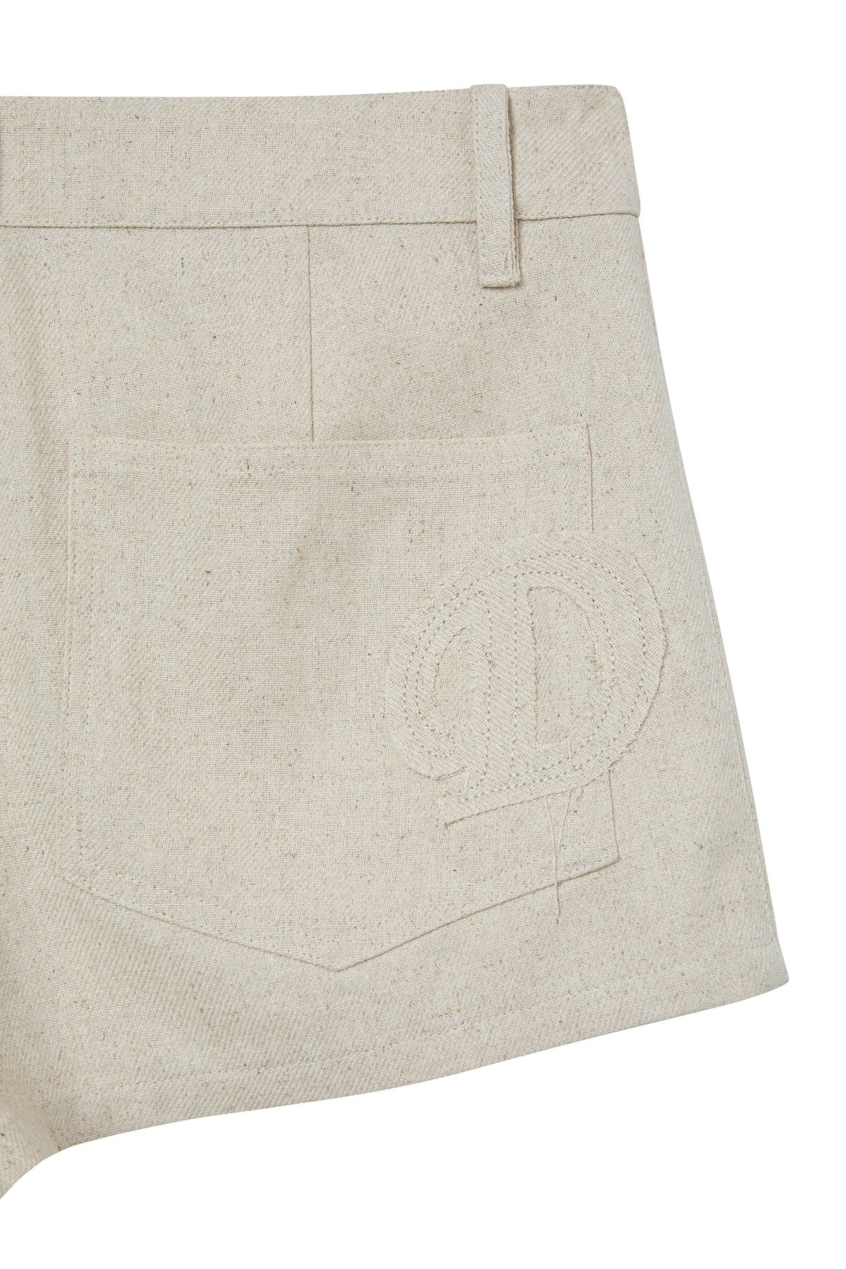다이닛(DEINET) DEINET D LOGO LINEN SHORTS IN BEIGE