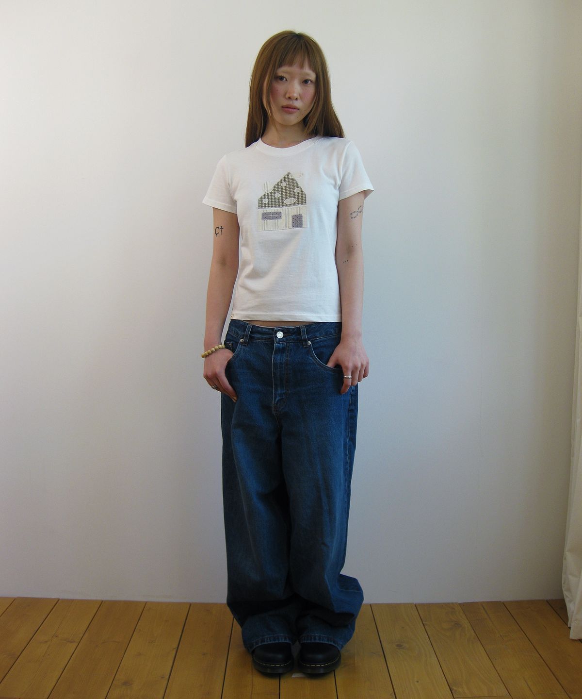 나츠(NAATS) Dot home patch t-shirt, white