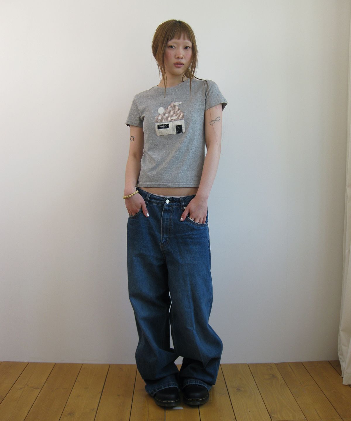 나츠(NAATS) Dot home patch t-shirt, melange gray