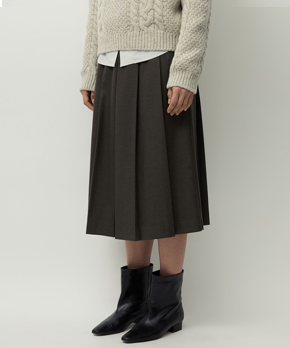 러프사이드 화이트라벨(ROUGH SIDE WHITE LABEL) Organ Pleated Skirt Brown