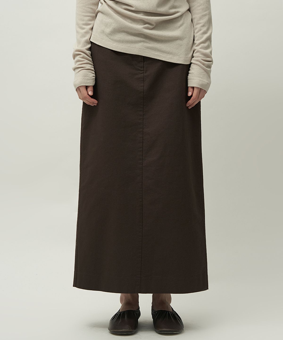 러프사이드 화이트라벨(ROUGH SIDE WHITE LABEL) Slit Long Skirt Dark Brown