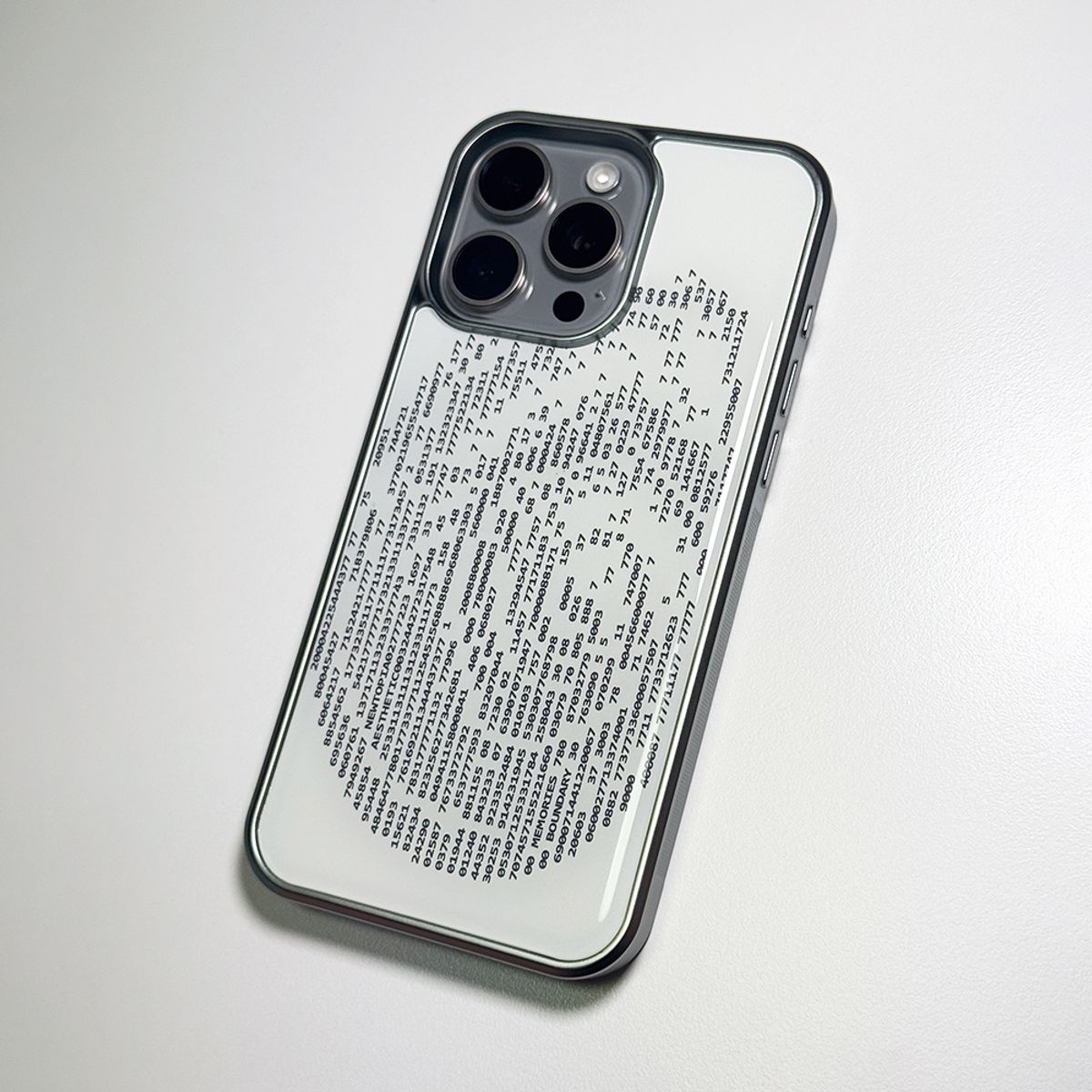 메모리즈바운더리(MEMORIESBOUNDARY) NTA Spiral Shellis_ASCII CORE_005 Phone Case (SV_White/Black)