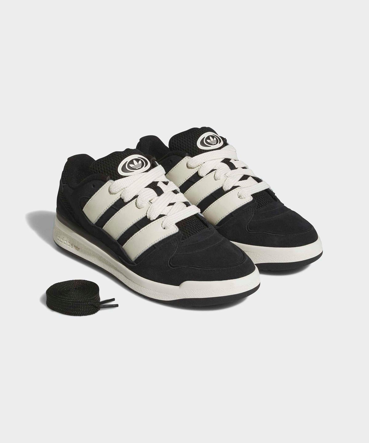 아디다스(ADIDAS) 포럼 2000 - 블랙 / JP8709