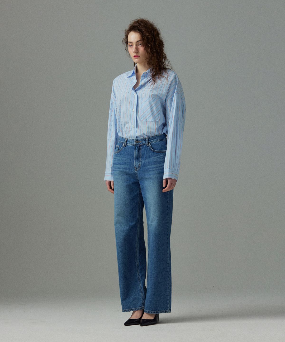 므아므(MMAM) [ESSENTIAL] Stripe pocket pin tuck over-fit shirt