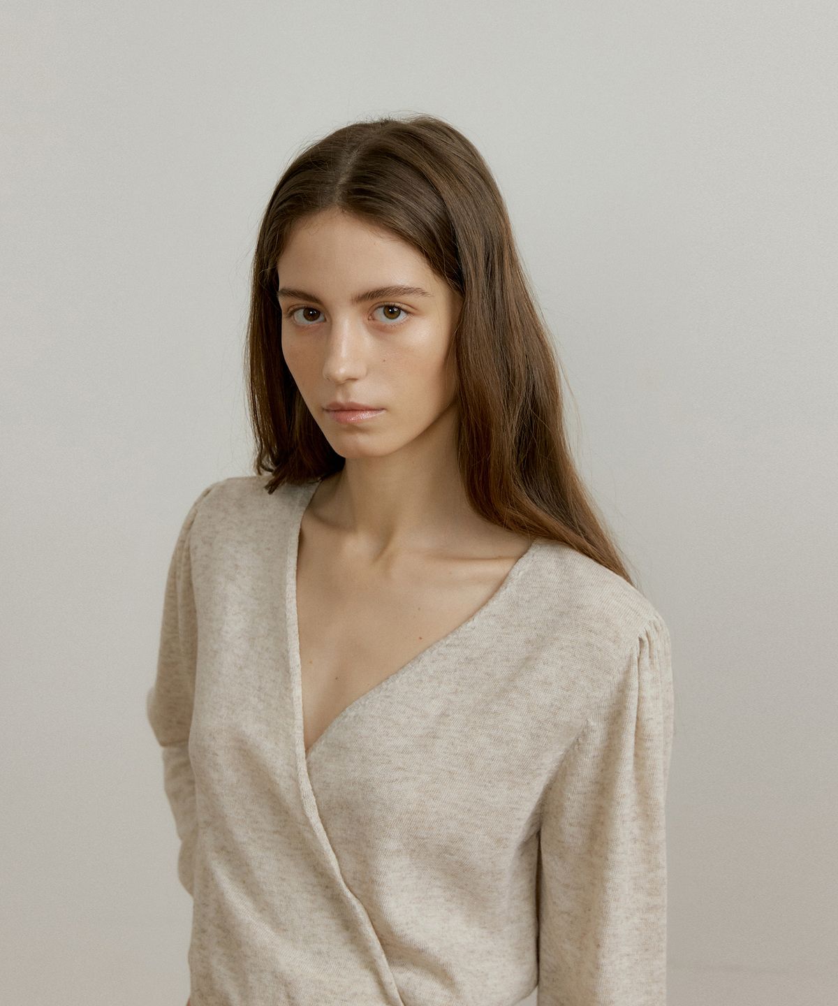 오떼뜨(OCTETTE) WRAP SLEEVE KNIT_2COLOR