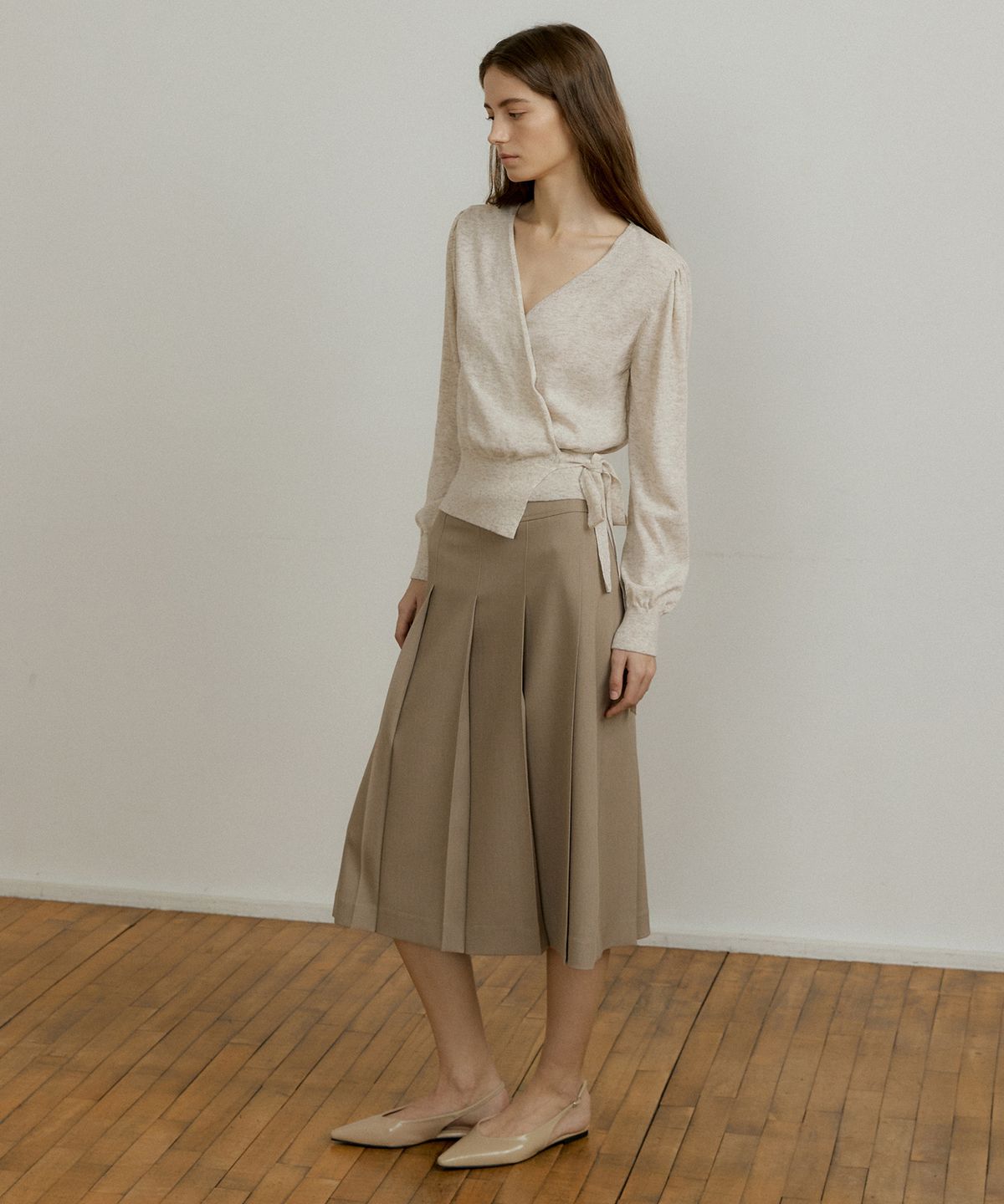 오떼뜨(OCTETTE) WRAP SLEEVE KNIT_2COLOR