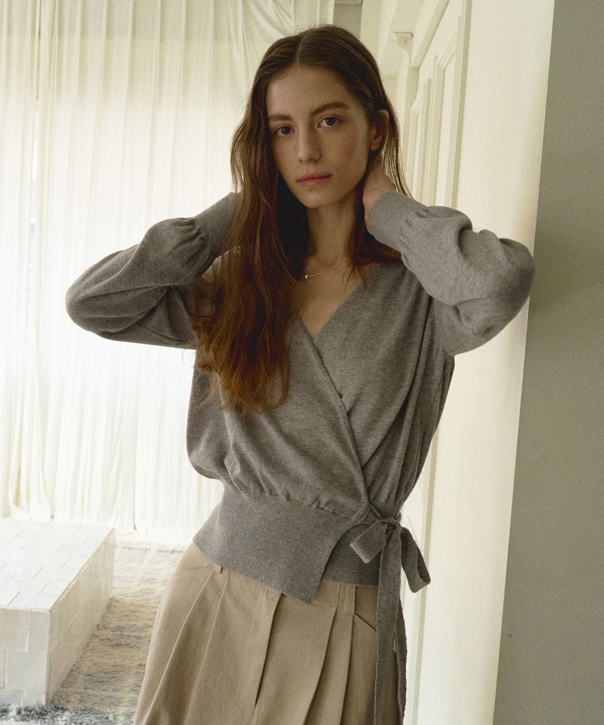 오떼뜨(OCTETTE) WRAP SLEEVE KNIT_2COLOR
