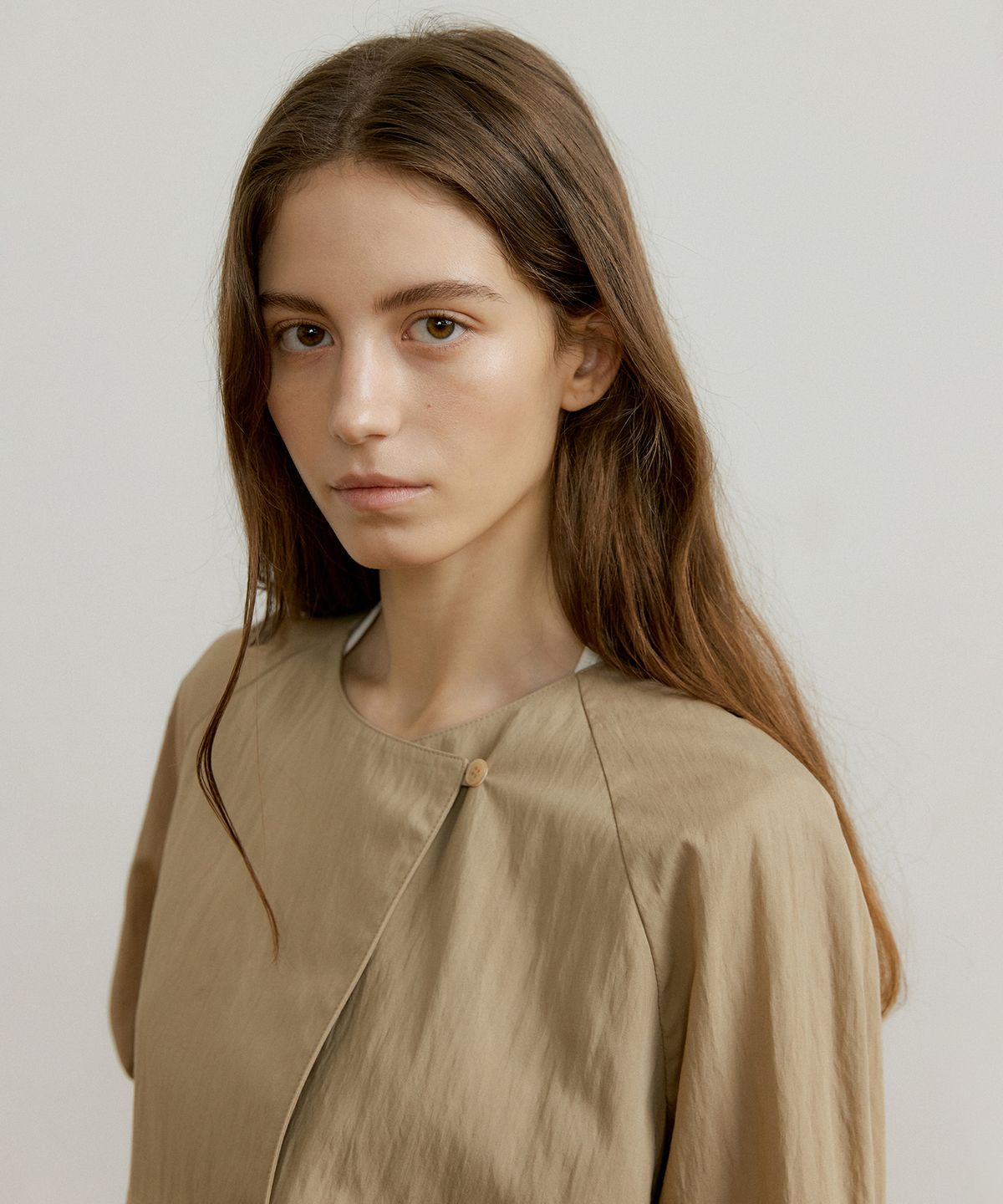 오떼뜨(OCTETTE) TRENCH LAYER BLOUSE_2COLOR