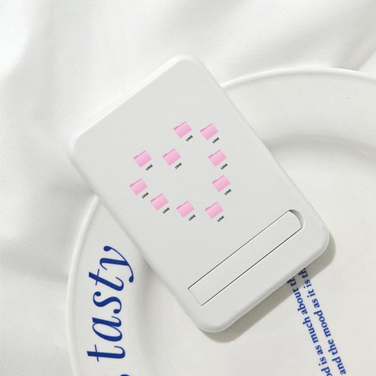 이레케이스앤굿즈(IRECASEGOODS) 하트폴더 엑티 가로거치 아이폰 갤럭시 맥세이프 플레이트 5000