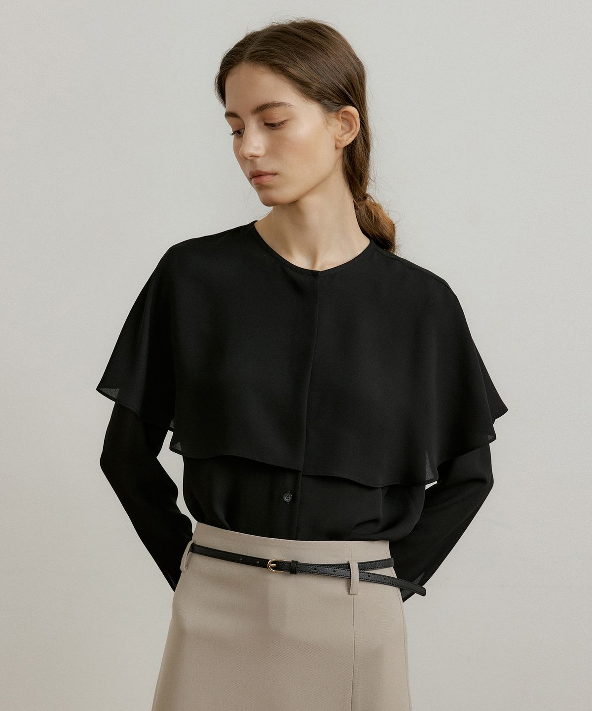 오떼뜨(OCTETTE) ROMANCE CAPE BLOUSE_2COLOR