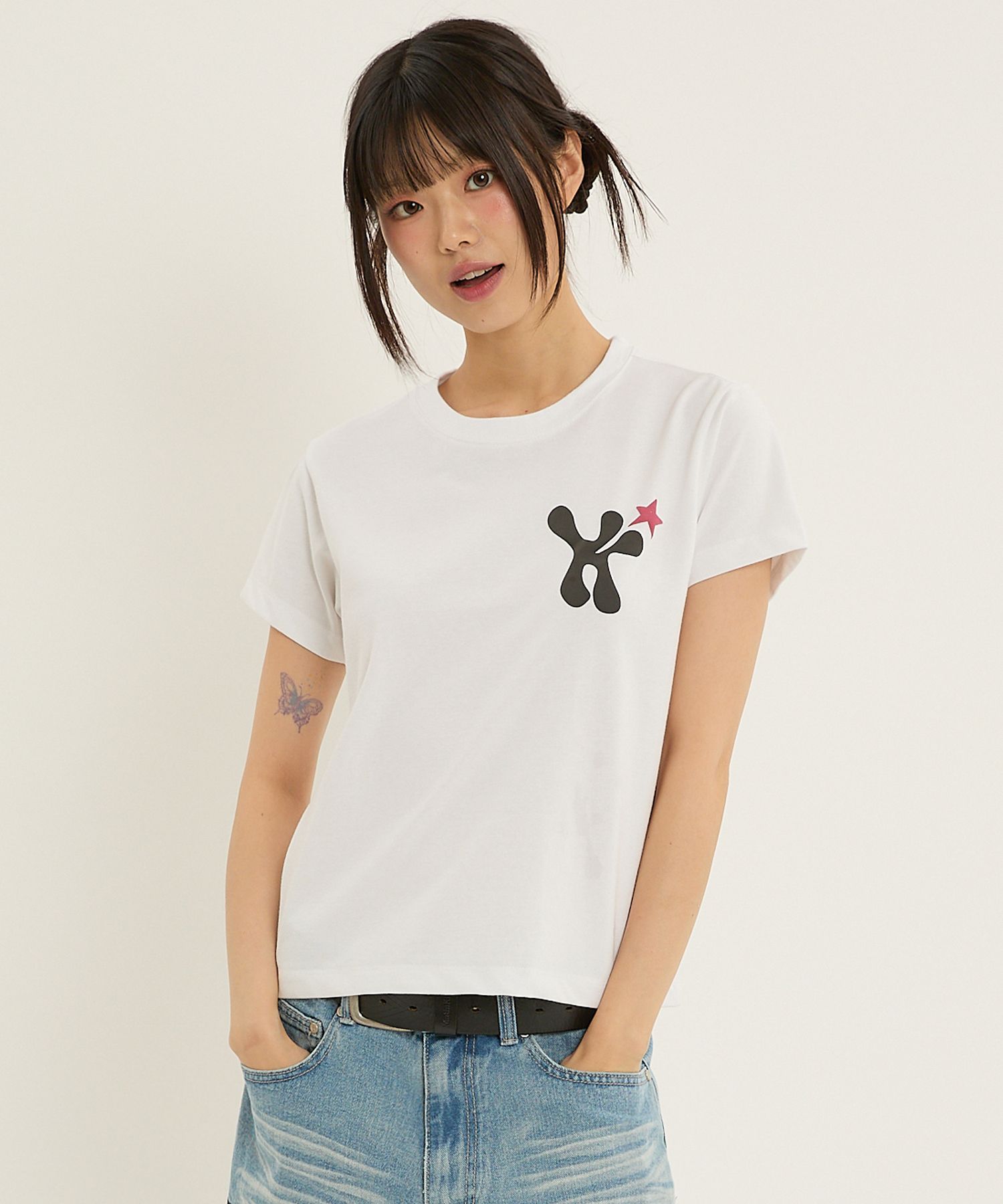 MUSINSA | WAI KEI YK Logo Basic Short Sleeve T-shirt White