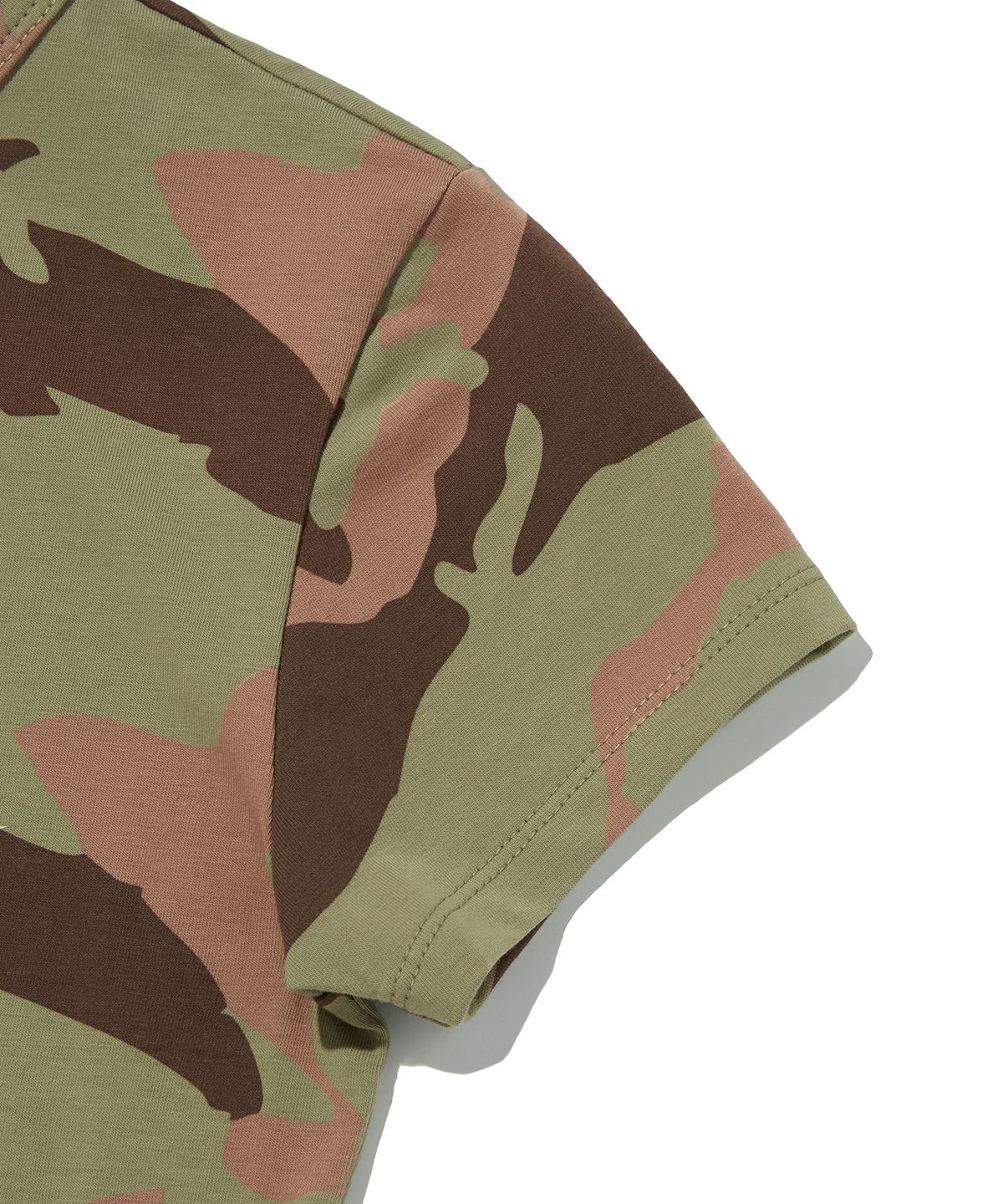 스웨이드(SUADE) JUNGLE CROP TEE [CAMO]