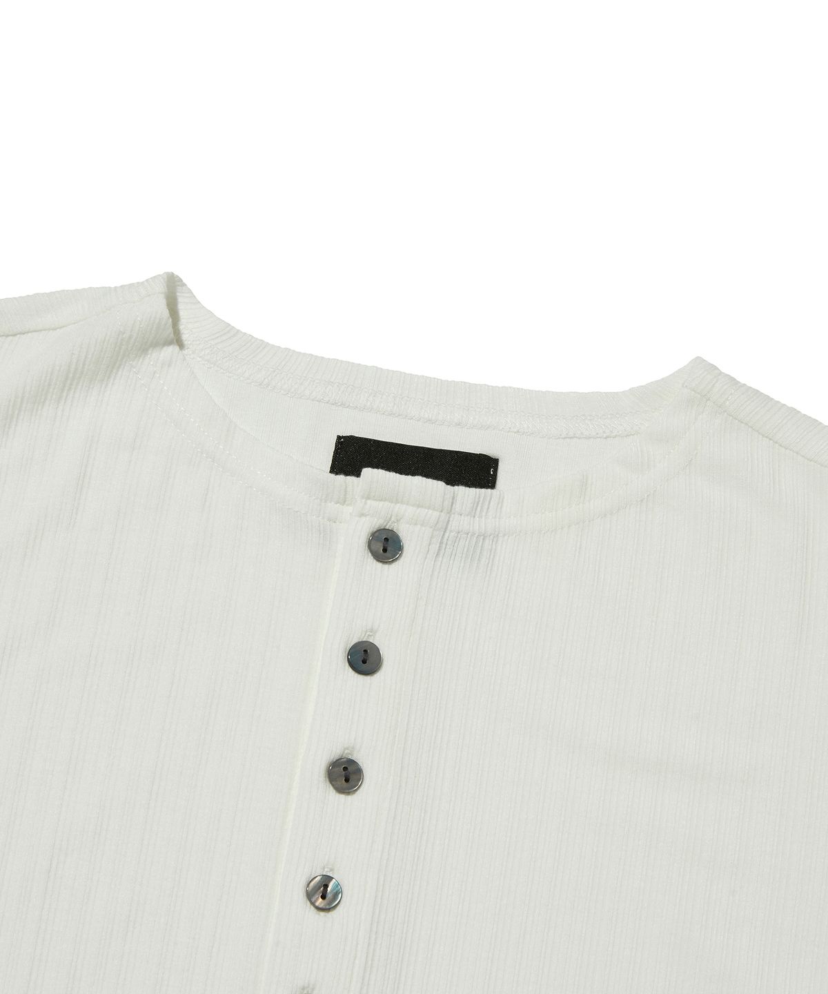 스웨이드(SUADE) BUTTON CROP TEE [IVORY]
