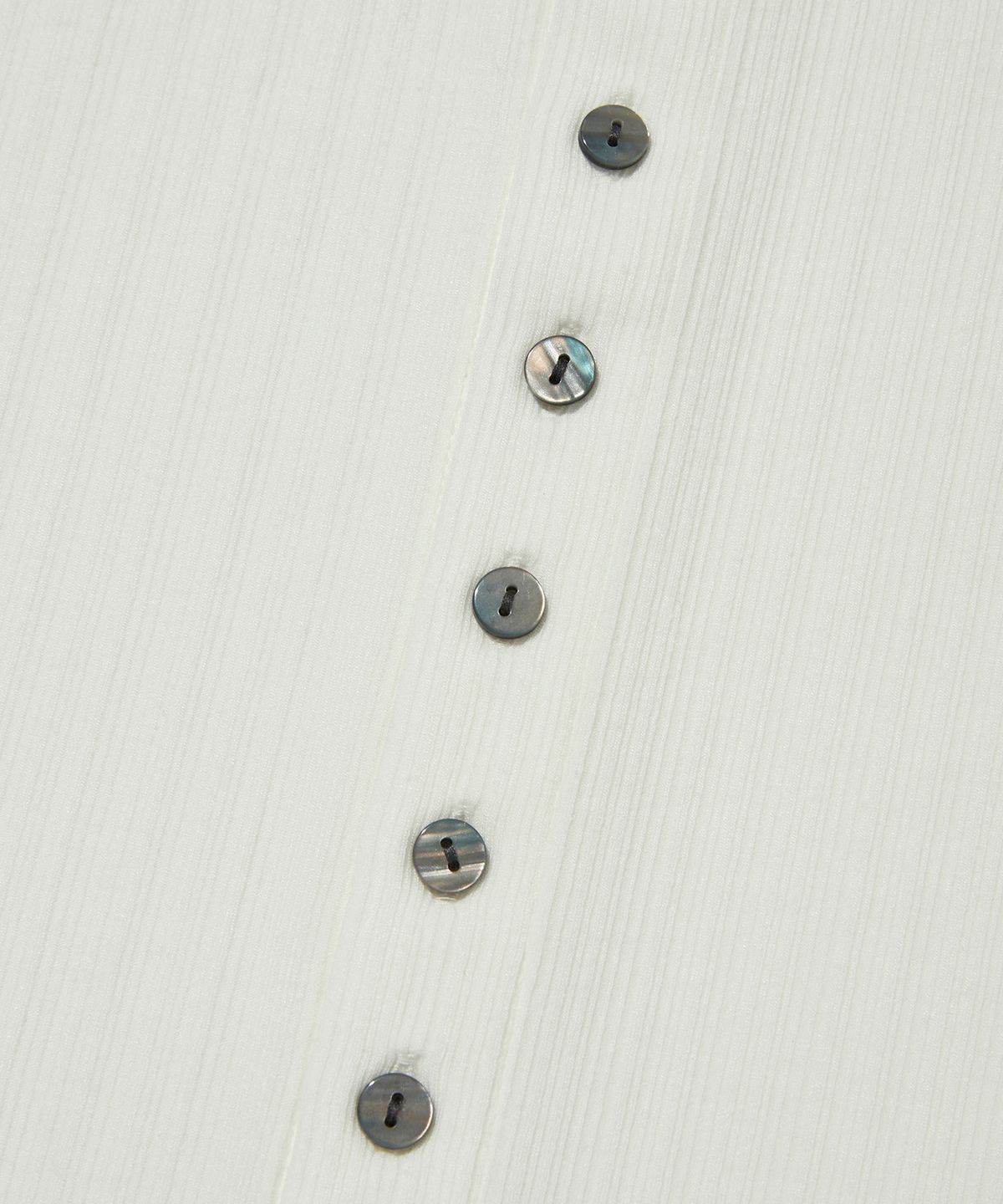 스웨이드(SUADE) BUTTON CROP TEE [IVORY]