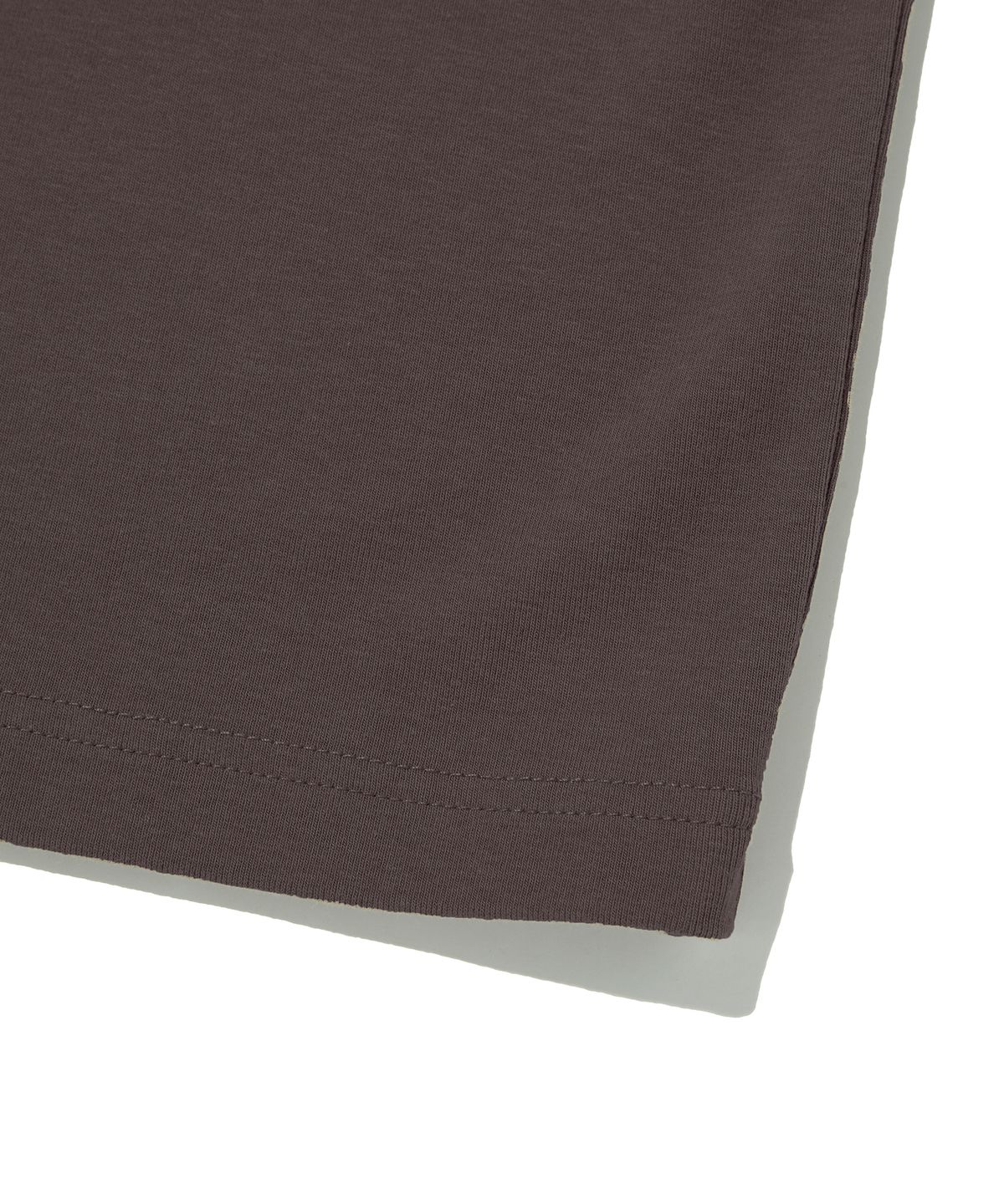 스웨이드(SUADE) CROPPED TEE [STONE BROWN]