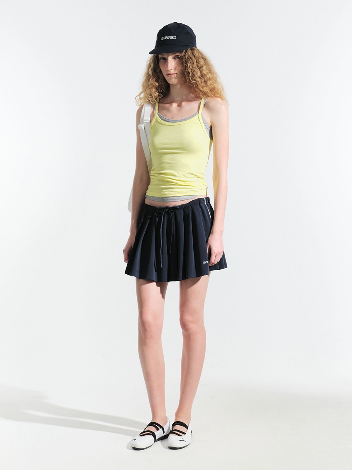 그로브(GROVE) MIST PLEATS SKIRT (NAVY)
