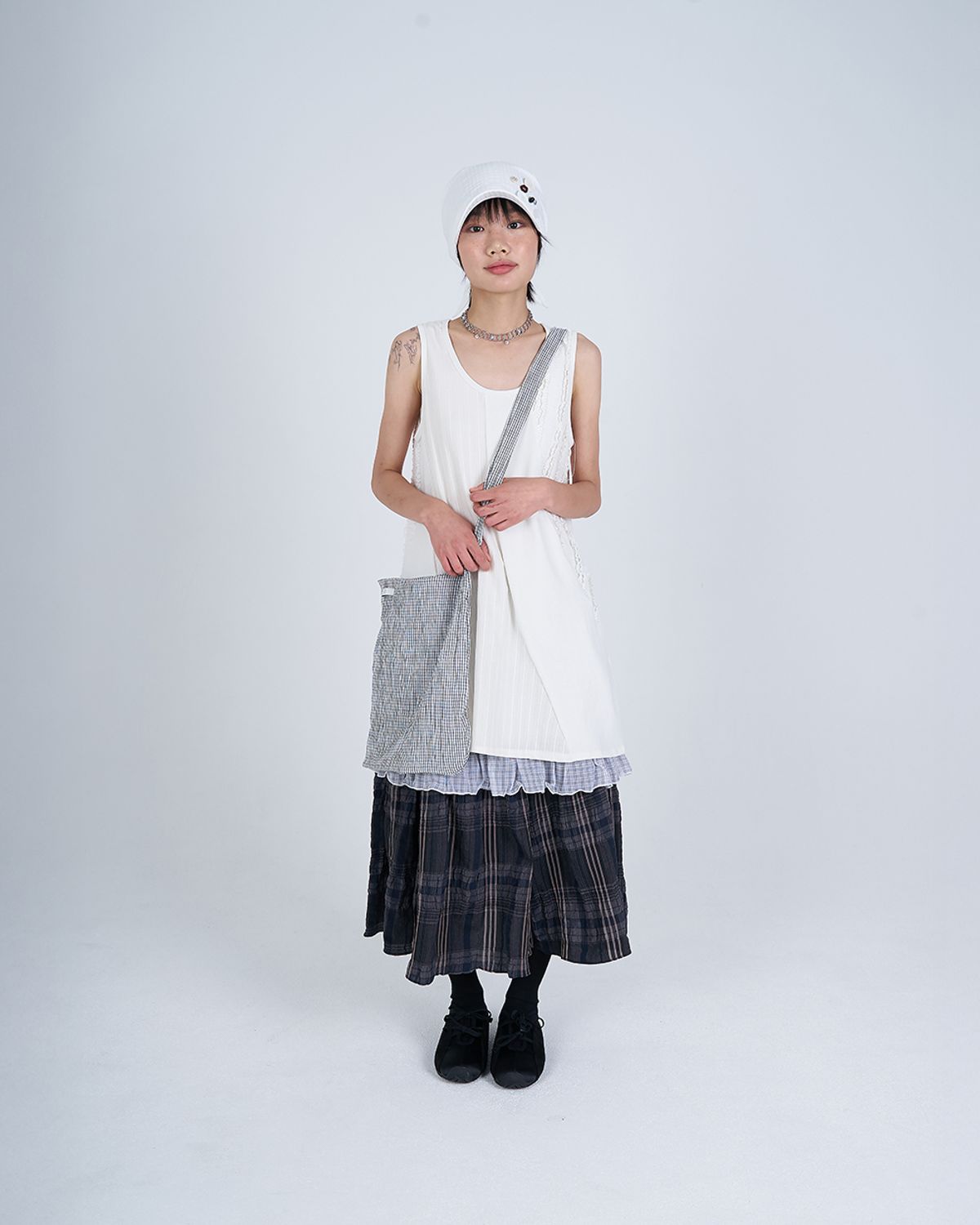 시오(SIO) 버튼 스카프 캡 [화이트]