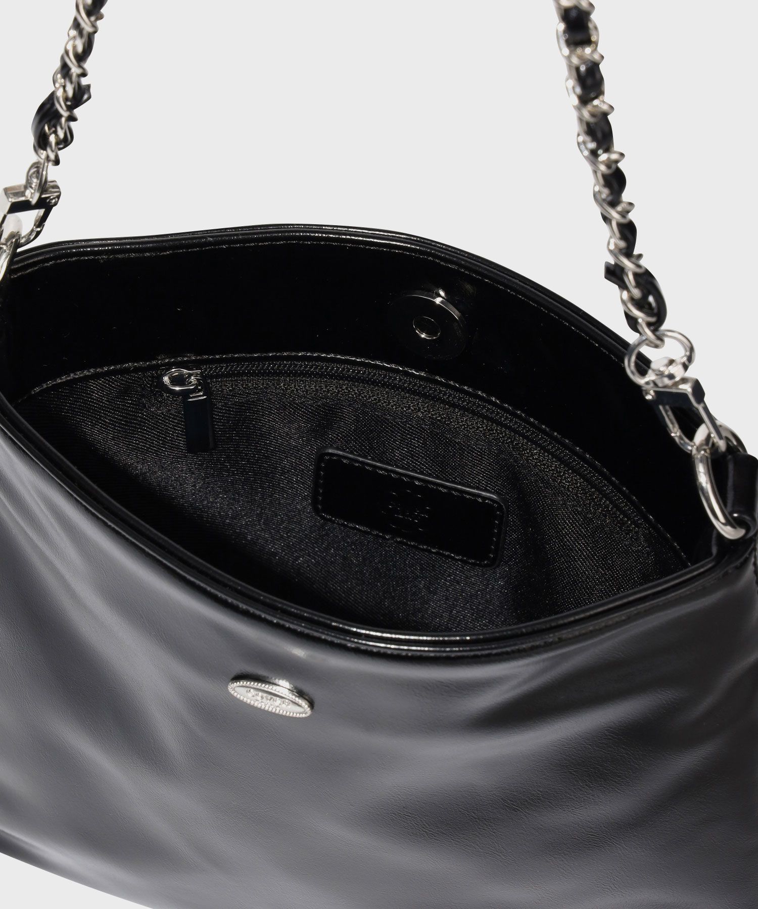 MUSINSA | COVERNAT WOMAN Clover Heart Leather Chain Mini Bag