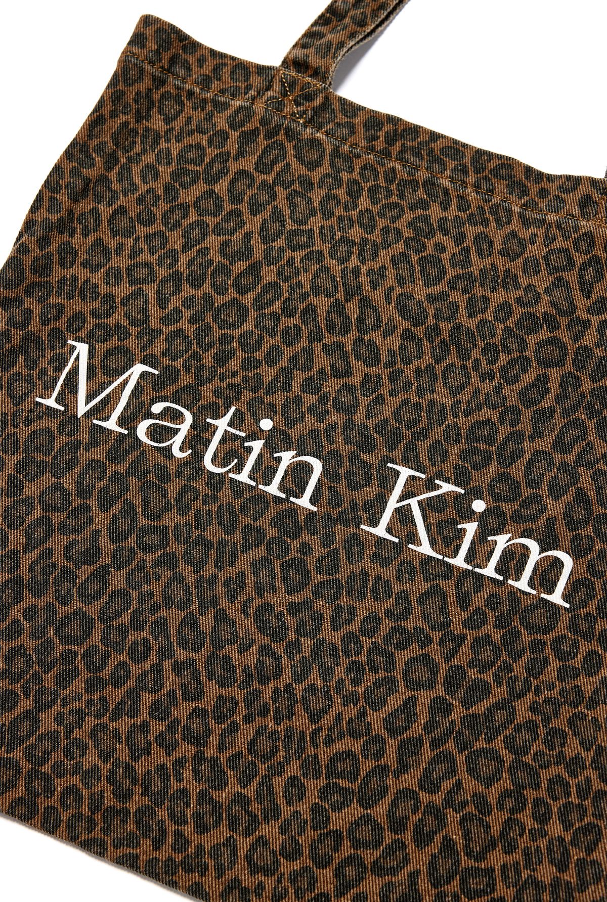 大人気 【MATIN KIM】 MATIN LEOPARD ECOBAG ●送料・関税込● Matin Kim】MATIN LEOPARD ECOBAG IN MIX - メルカリ