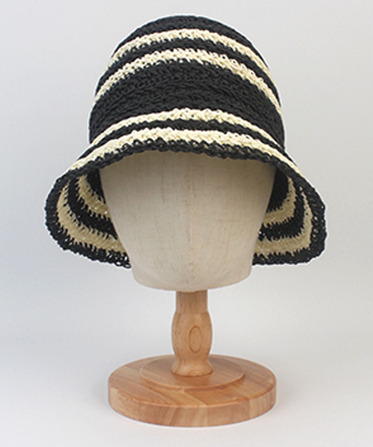 유니버셜 케미스트리(UNIVERSAL CHEMISTRY) Summer Point Black Bucket Hat 여름버킷햇