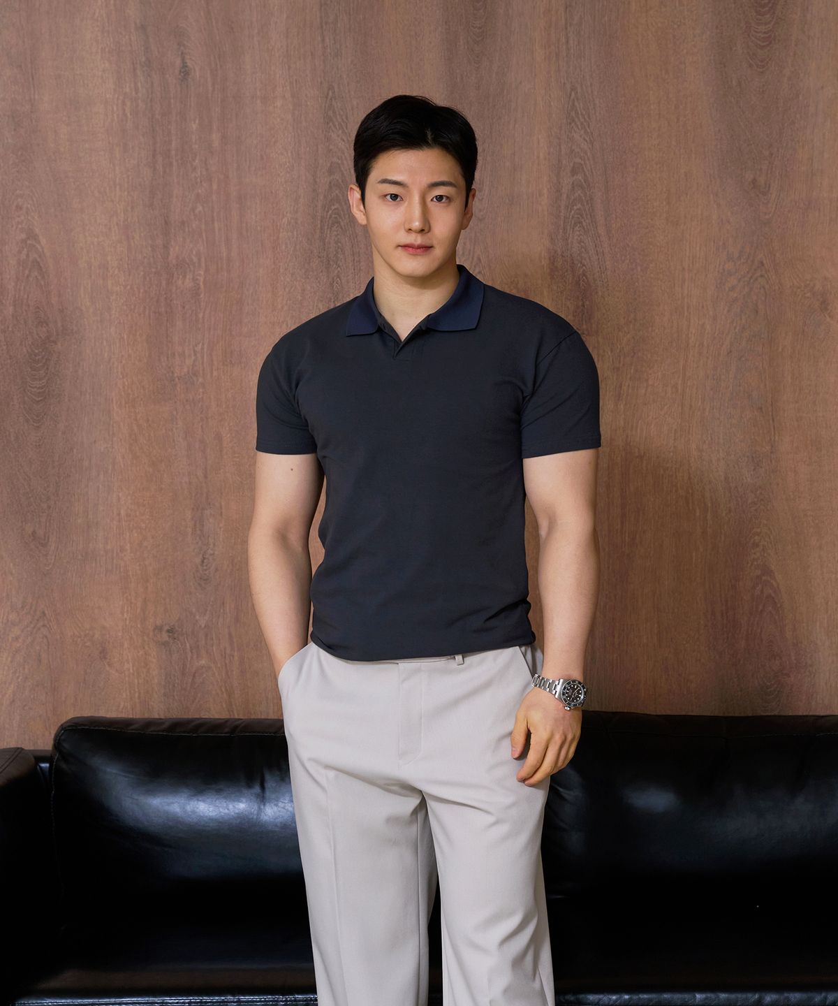 핵쿨남(HECKCOOLNAM) 어깨넓어보이는 남자 머슬핏 반팔 오픈 카라 티셔츠