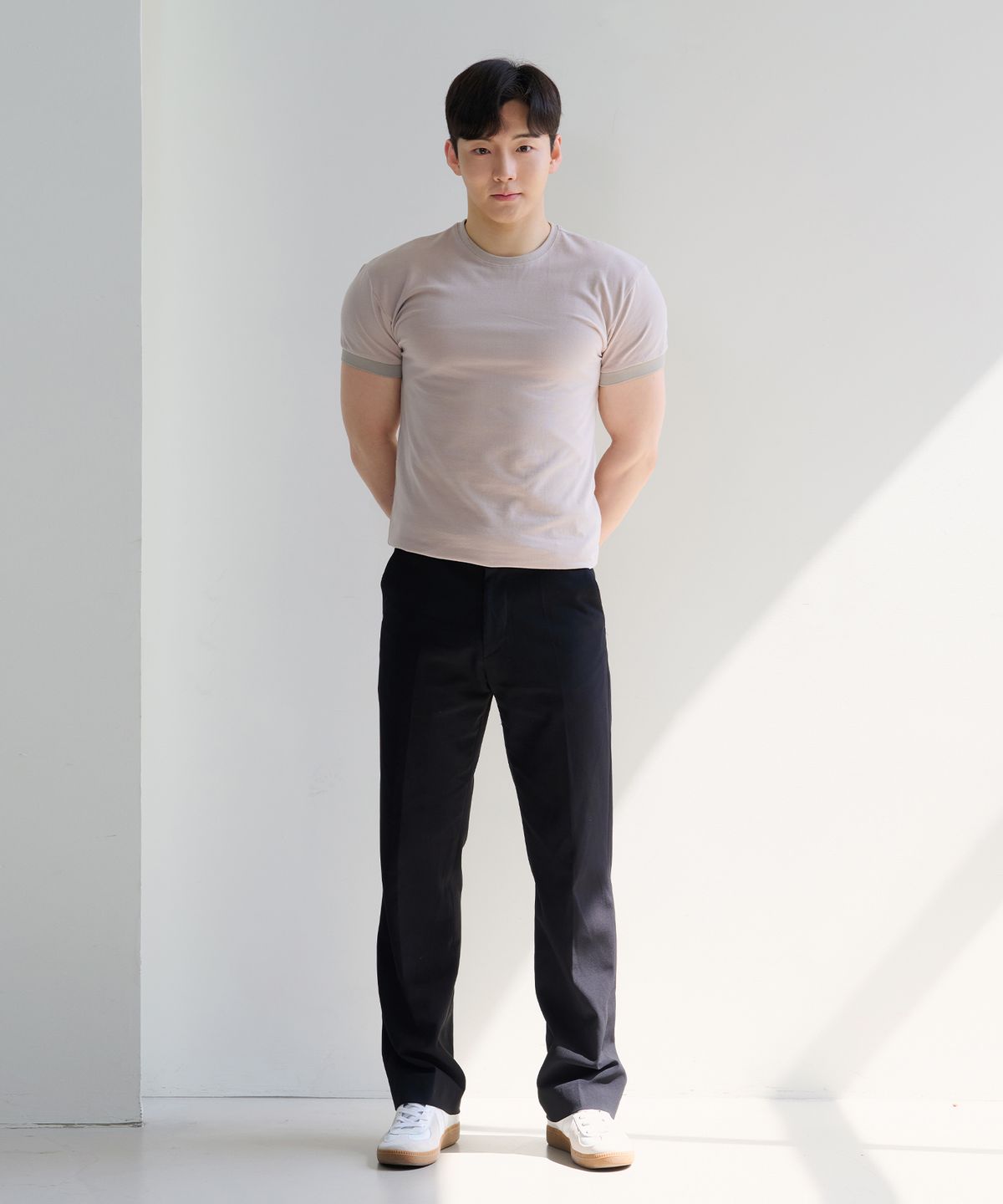 핵쿨남(HECKCOOLNAM) 어깨넓어보이는 밴딩버전 남자 머슬핏 반팔 무지 티셔츠