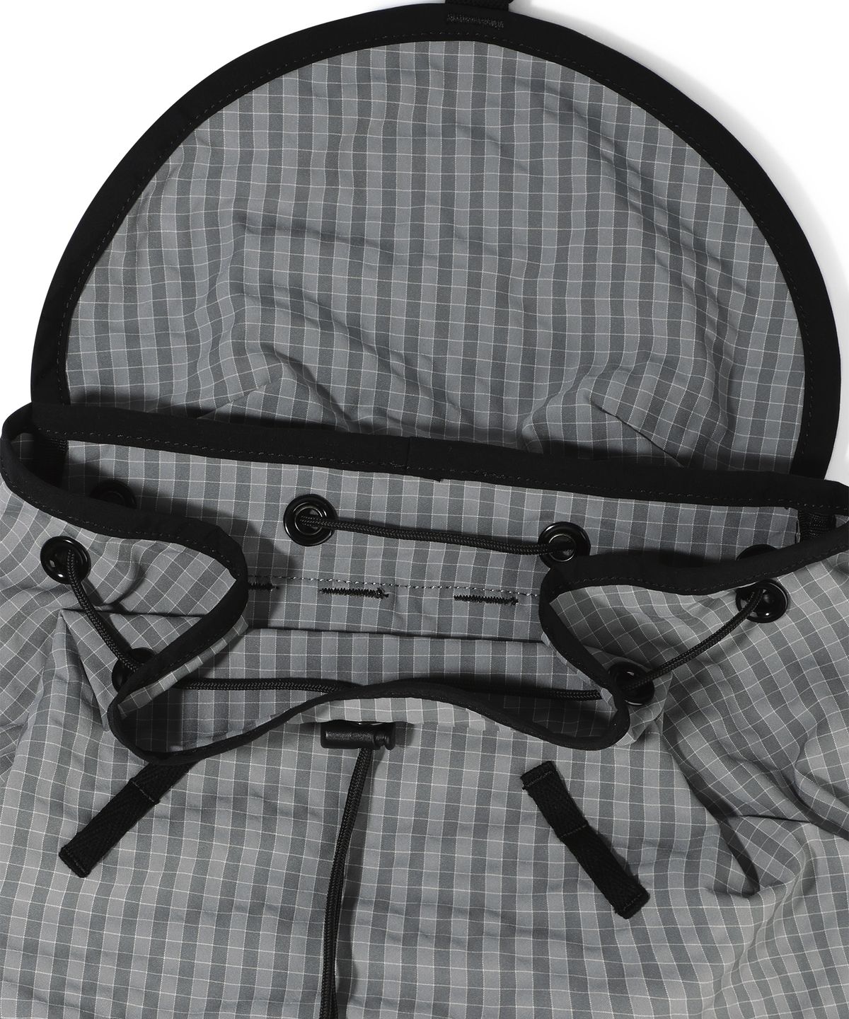 썬러브투어(SUNLOVETOUR) Explorer Daypack Grey Grid