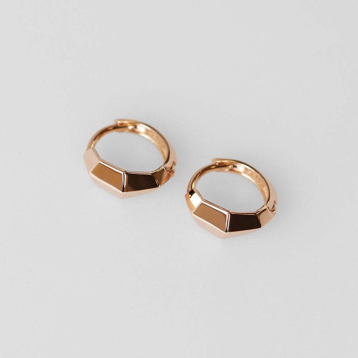 러비앤비(LOVEENB) [14K gold]  타미 원터치 귀걸이