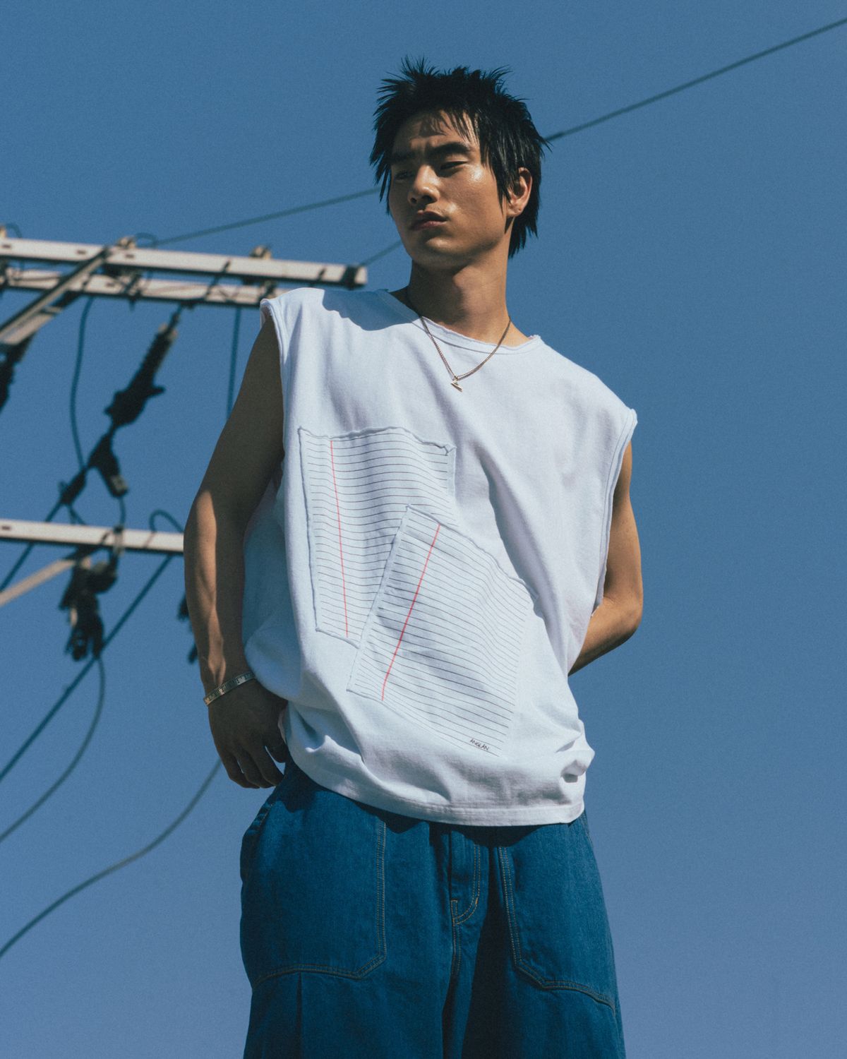 앵글런(ANGLAN) Notebook Patch Sleeveless - White