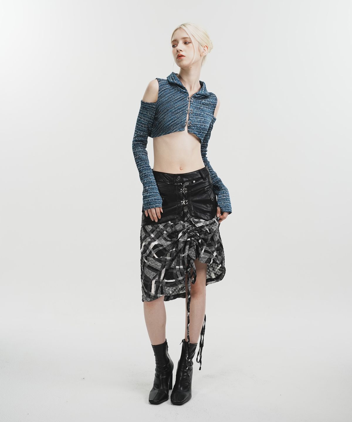 페노메논시퍼(PHENOMENON SEEPER) SHIRRING PANEL SKIRT